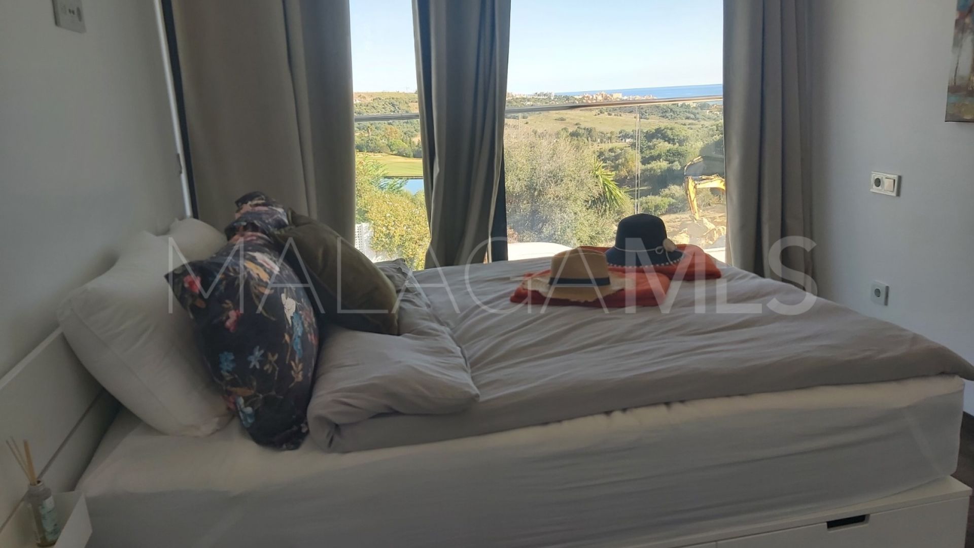 3 bedrooms Estepona villa for sale