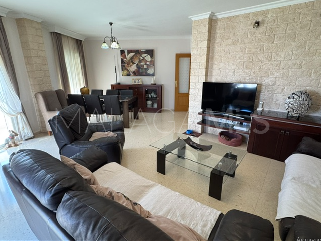 Penthaus for sale in Estepona Stadt