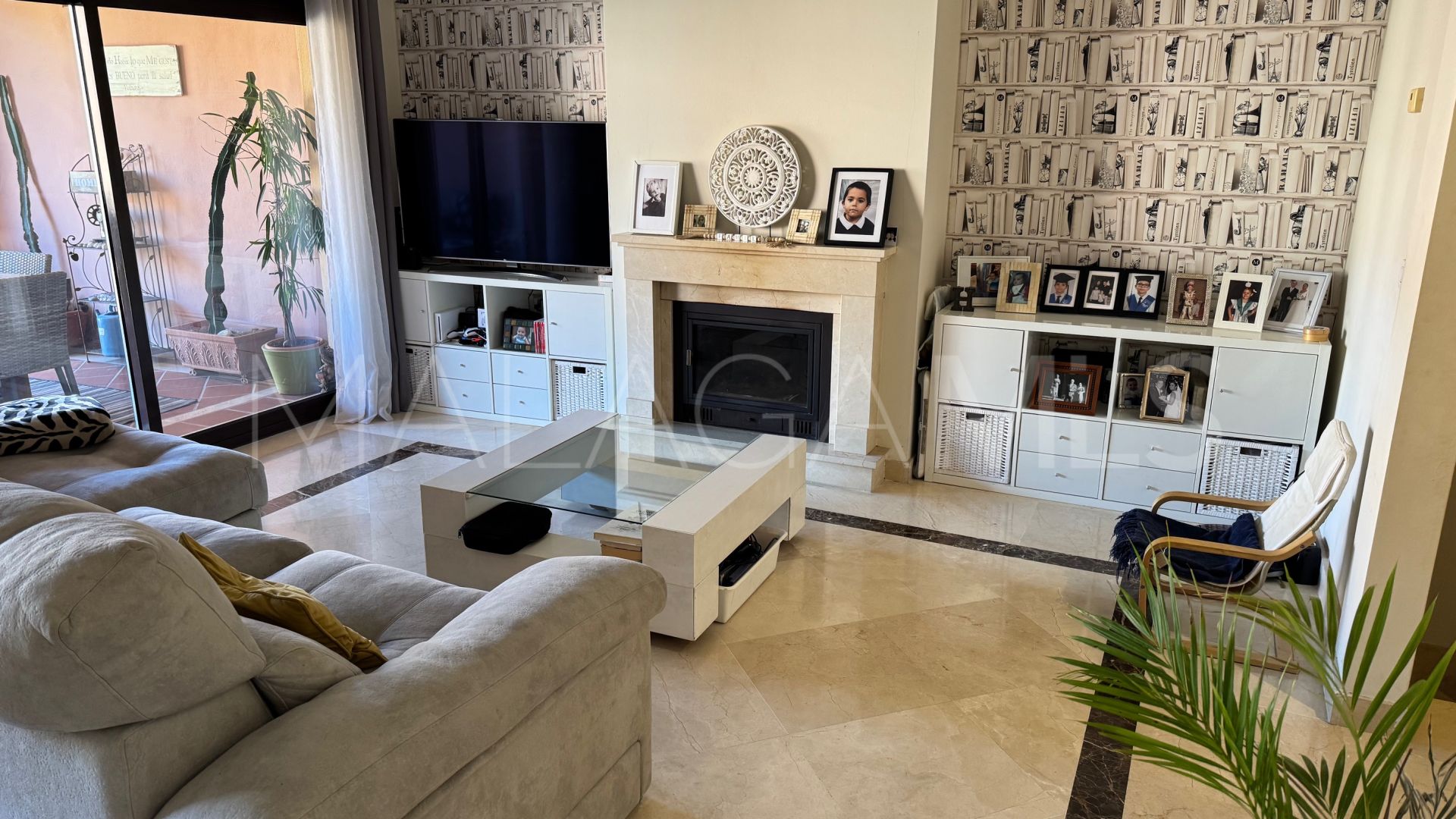 Buy town house in Estepona