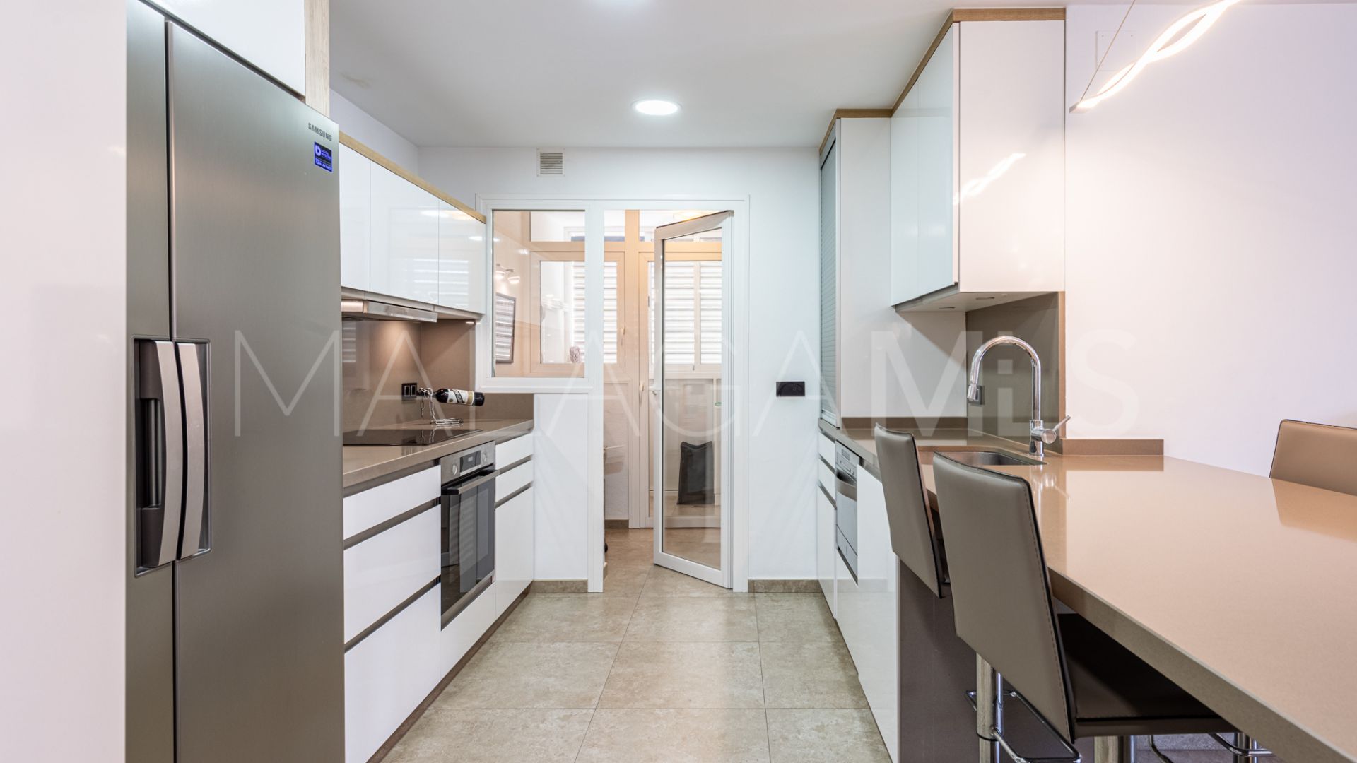 For sale 2 bedrooms apartment in Marbella Centro