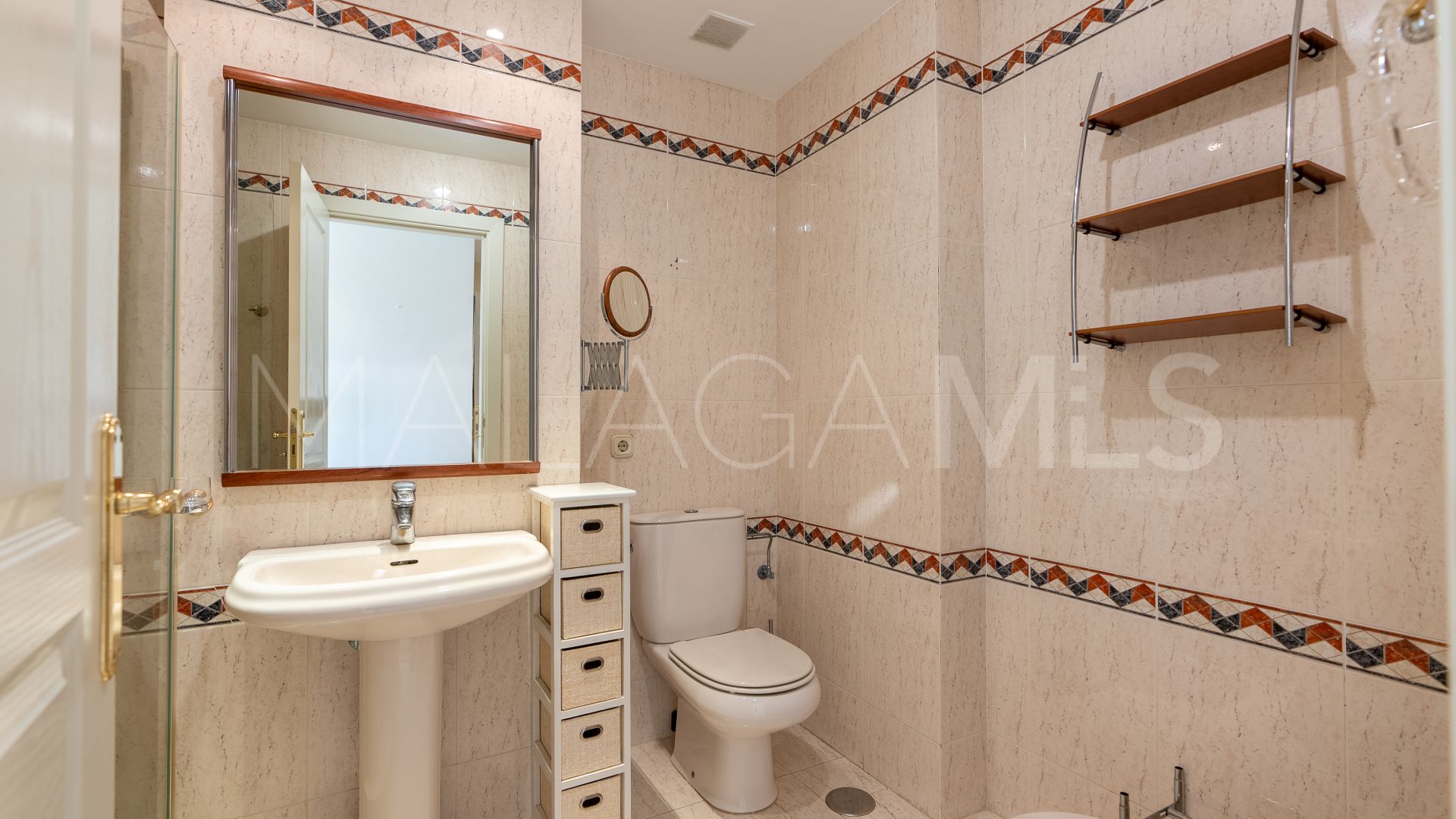 Lägenhet for sale in Estepona