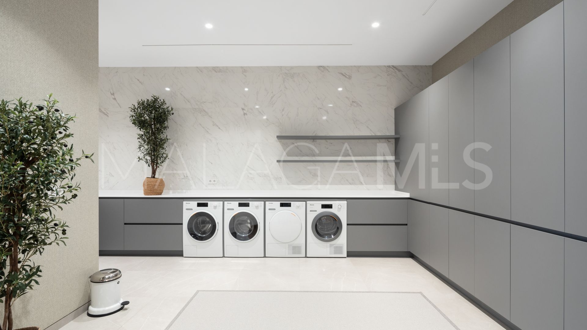 Ctra. De Ronda, villa de 8 bedrooms for sale