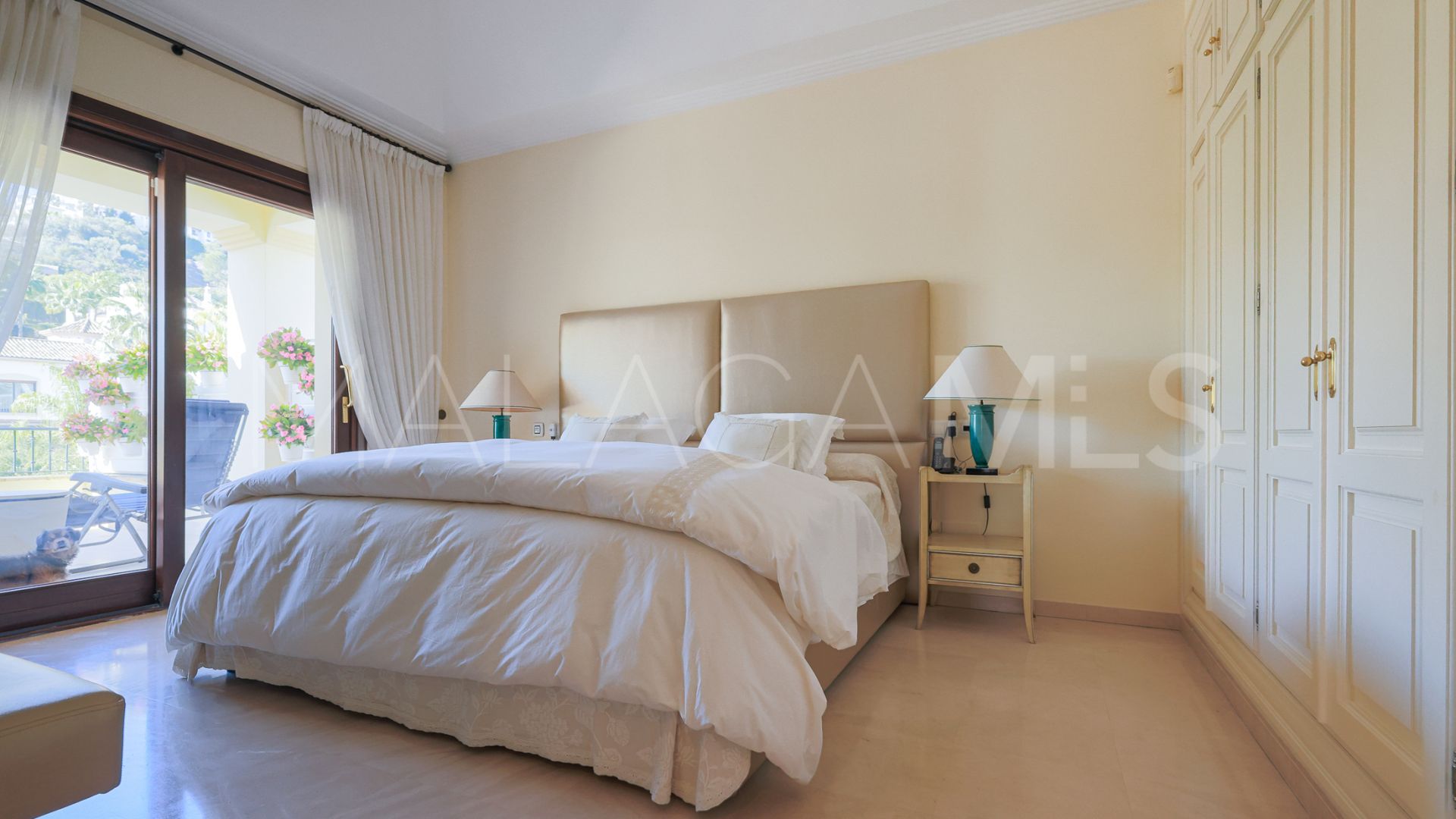 Villa for sale in Ctra. De Ronda