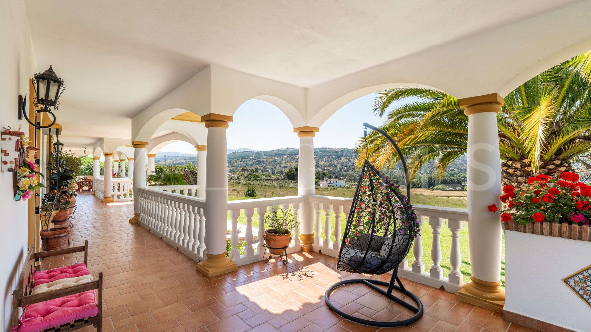 Finca with 5 bedrooms for sale in Ronda