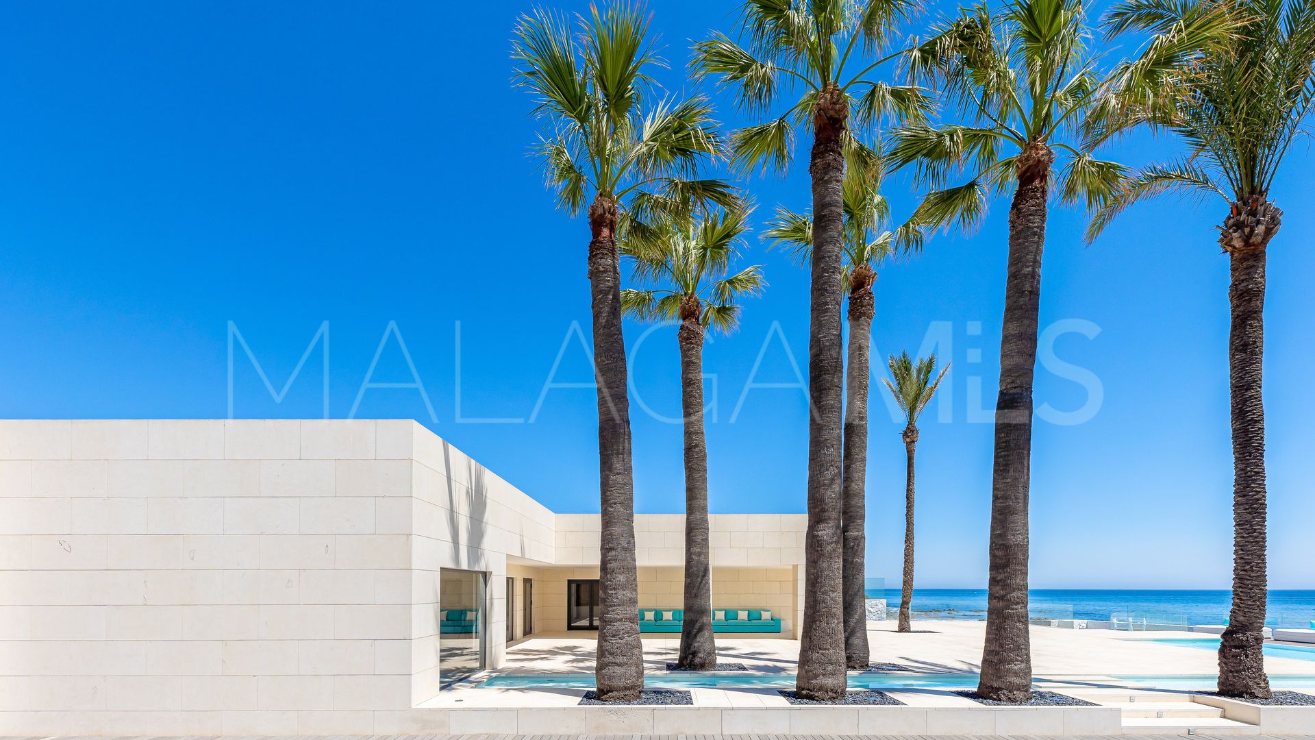 Villa for sale in Mijas