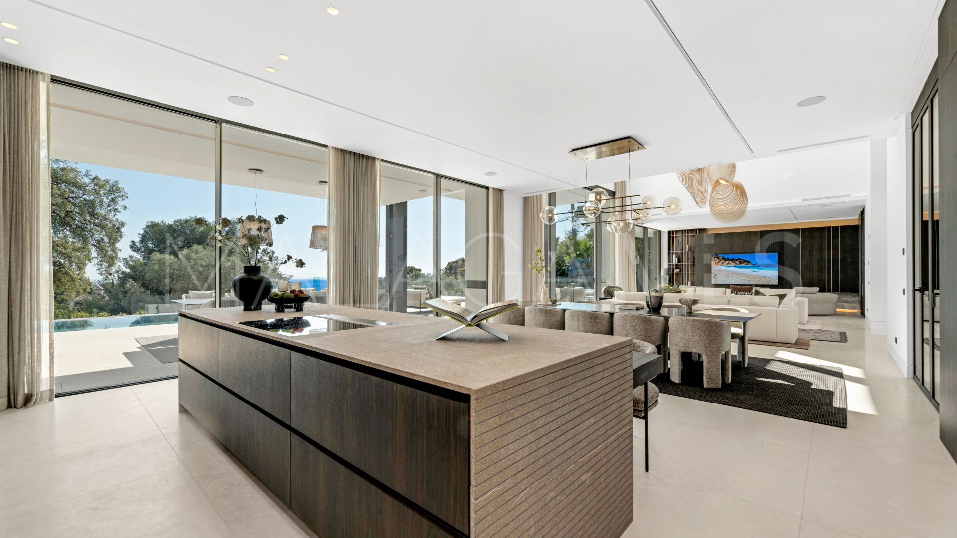 6 bedrooms Marbella Golden Mile villa for sale