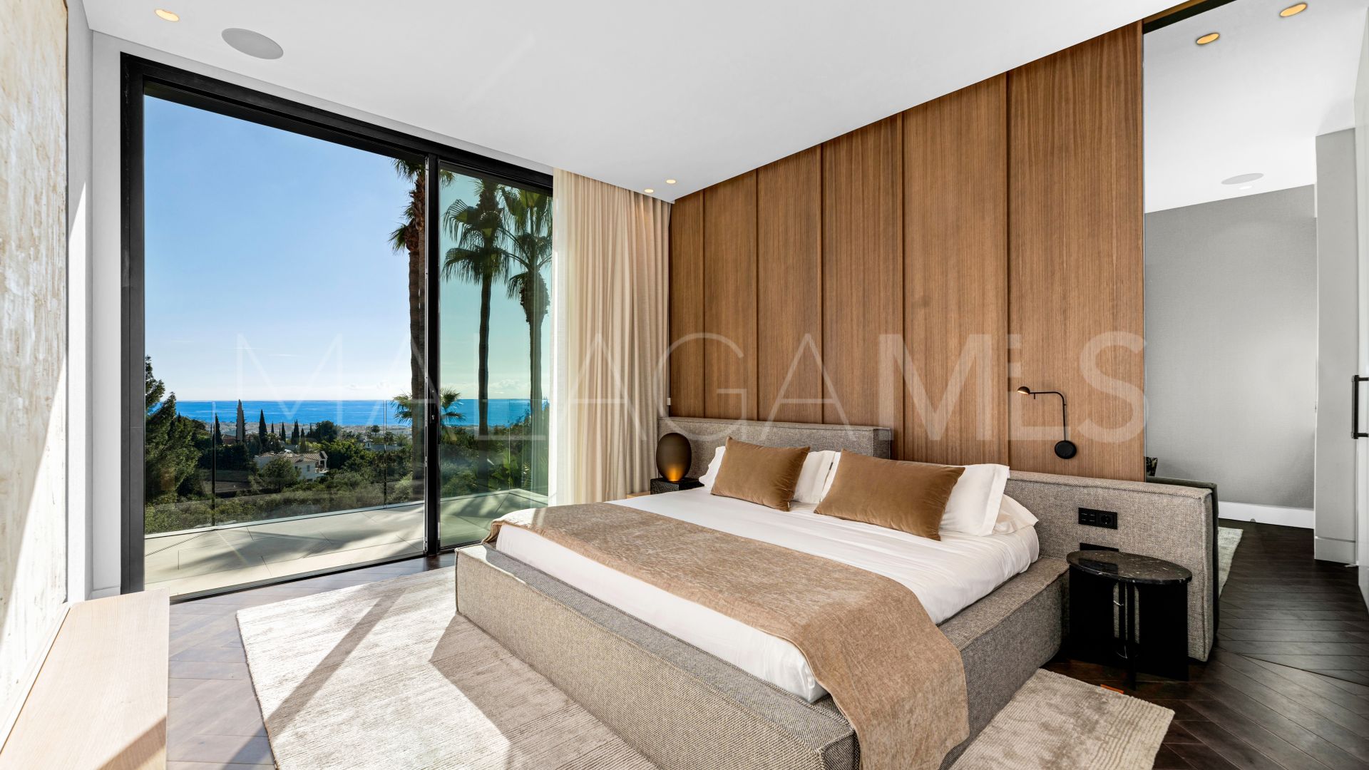 6 bedrooms Marbella Golden Mile villa for sale
