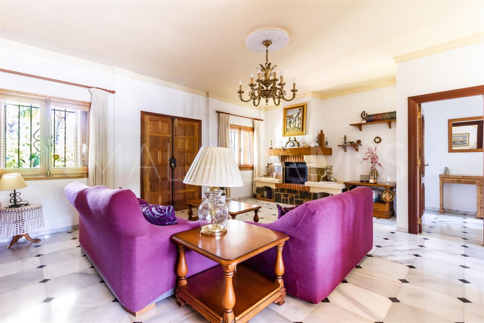 Villa a la venta in Marbella Centro with 5 bedrooms