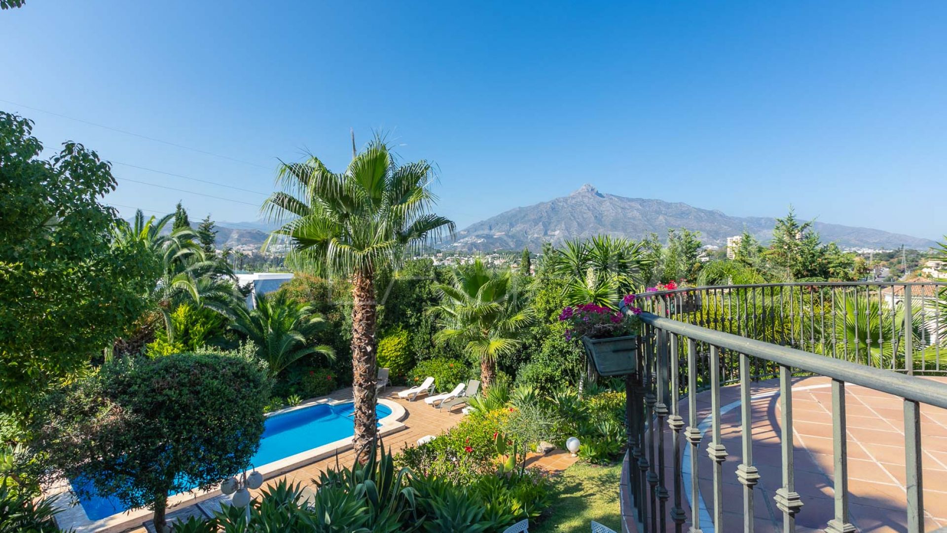 Nueva Andalucia, villa a la venta