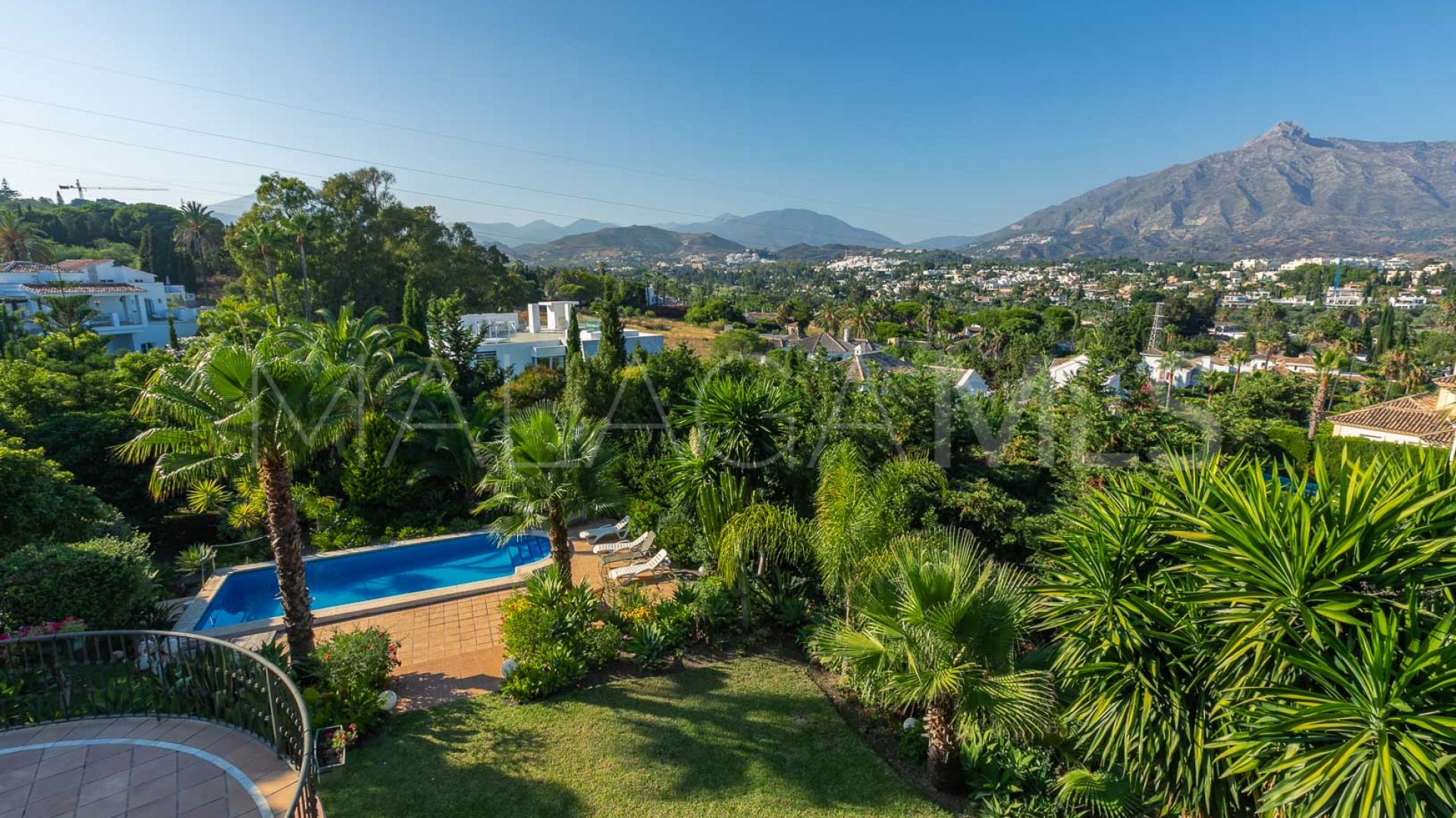 Nueva Andalucia, villa a la venta