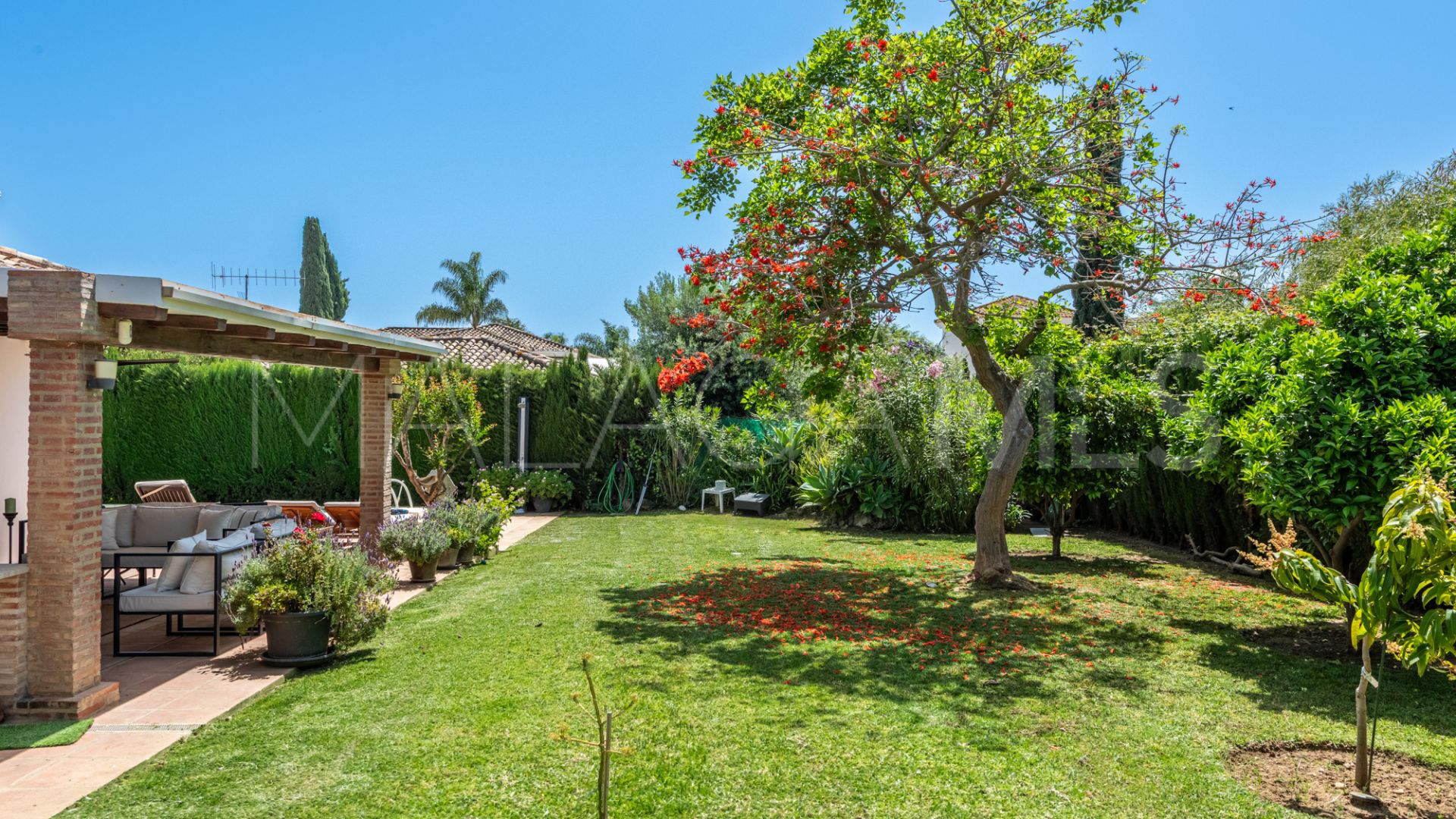 Villa for sale in Marbella Golden Mile