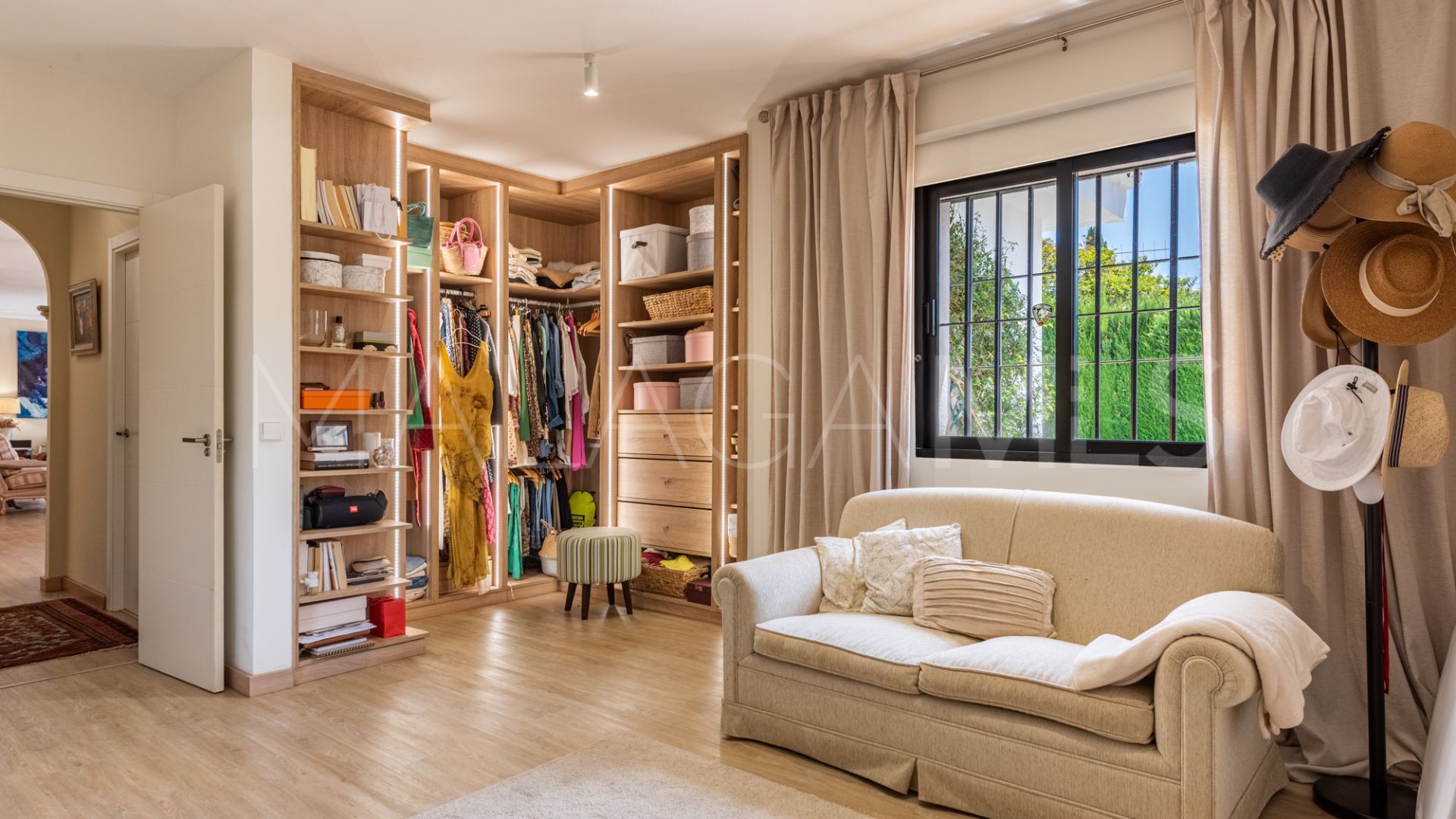 Villa for sale in Marbella Golden Mile
