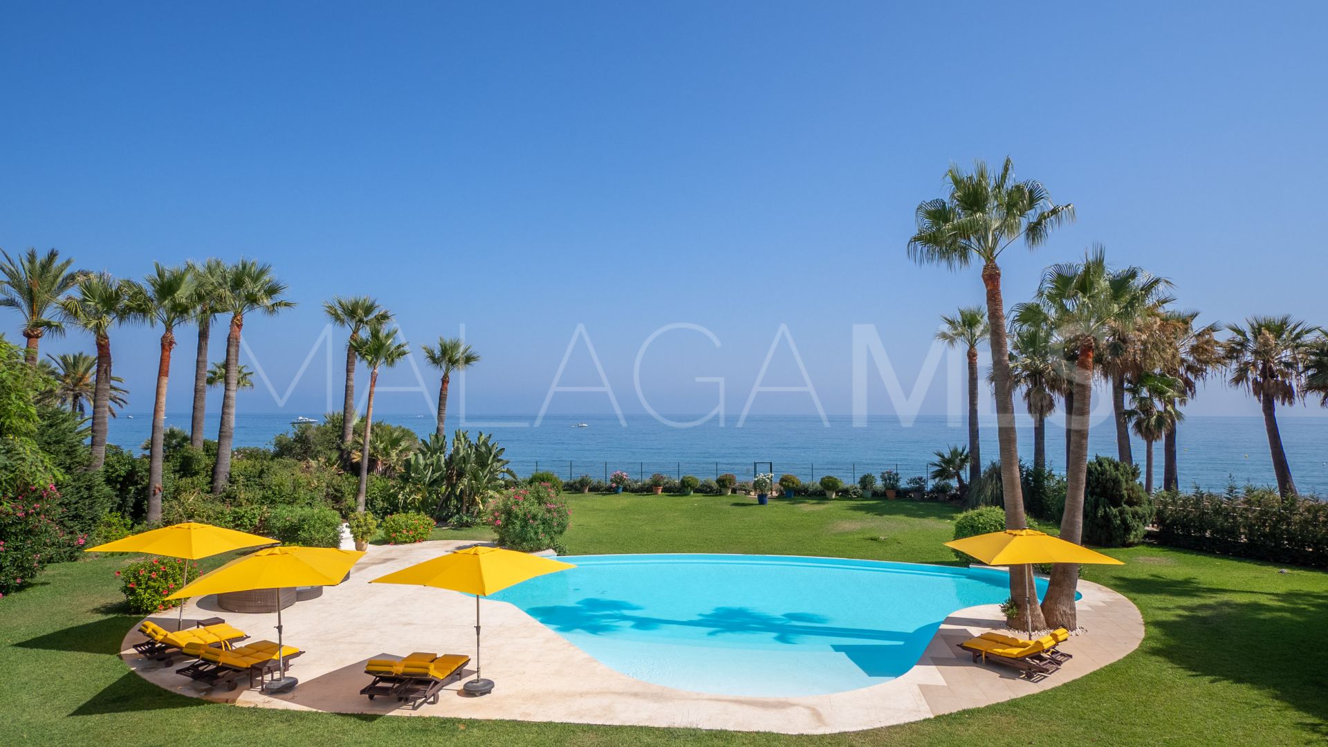 Buy New Golden Mile villa