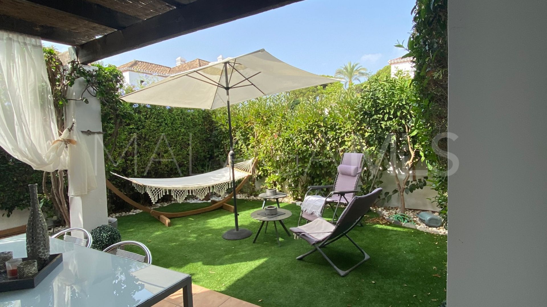 For sale 1 bedroom ground floor apartment in New Golden Mile