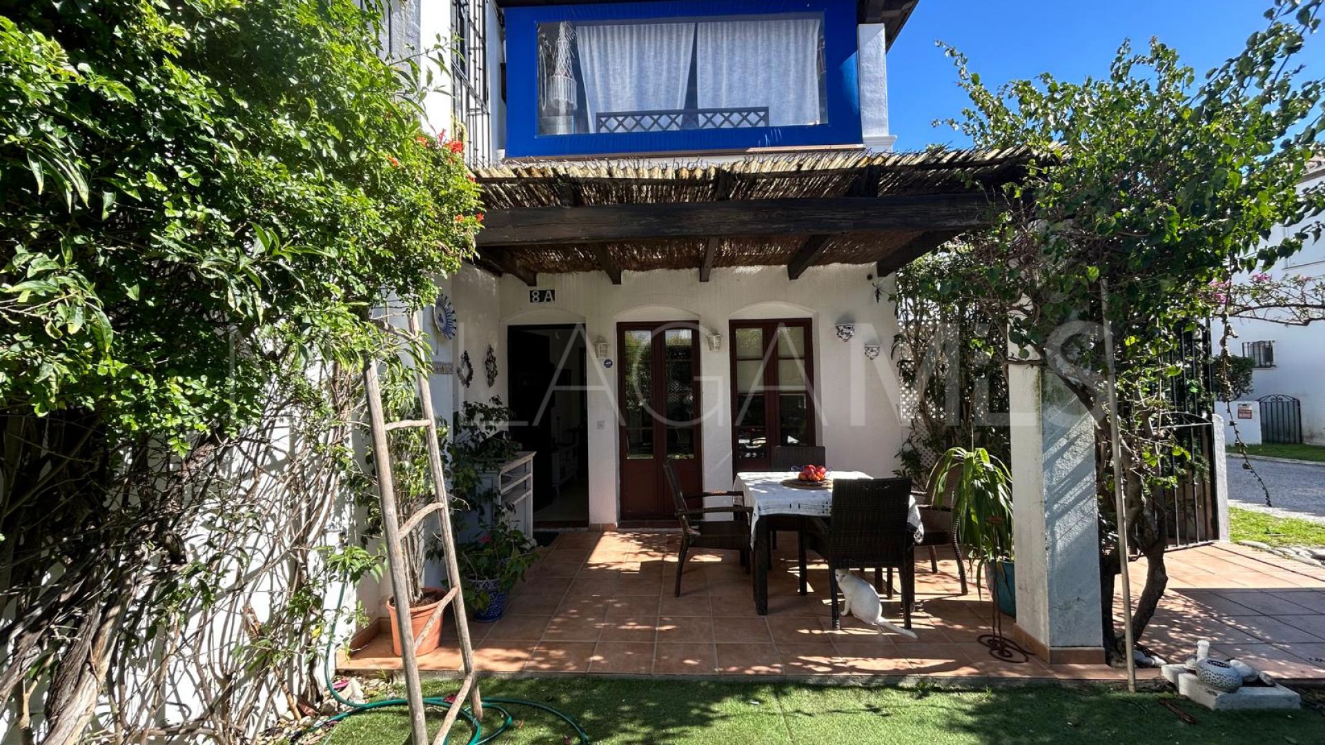 Buy apartamento planta baja de 1 bedroom in New Golden Mile