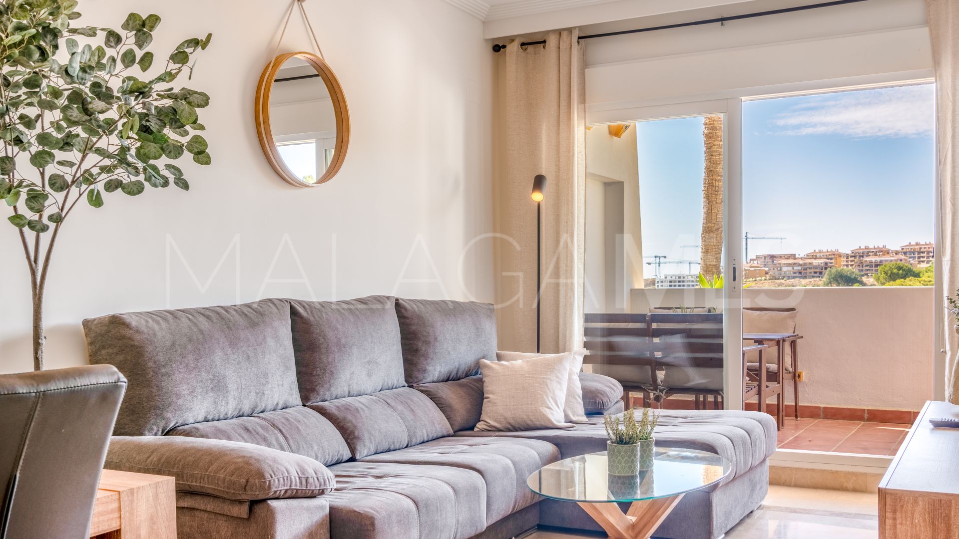 For sale apartment in Calanova Golf
