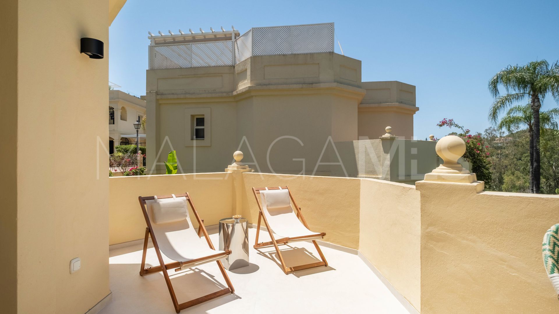 Semi detached villa for sale in La Quinta with 4 bedrooms