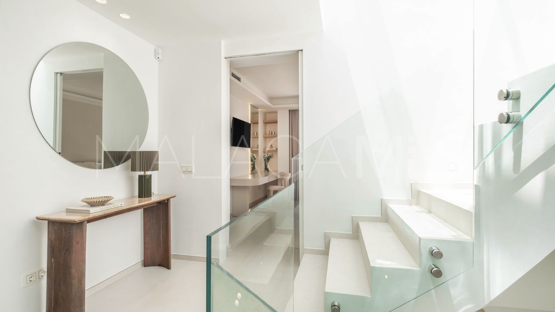 Semi detached villa for sale in La Quinta with 4 bedrooms