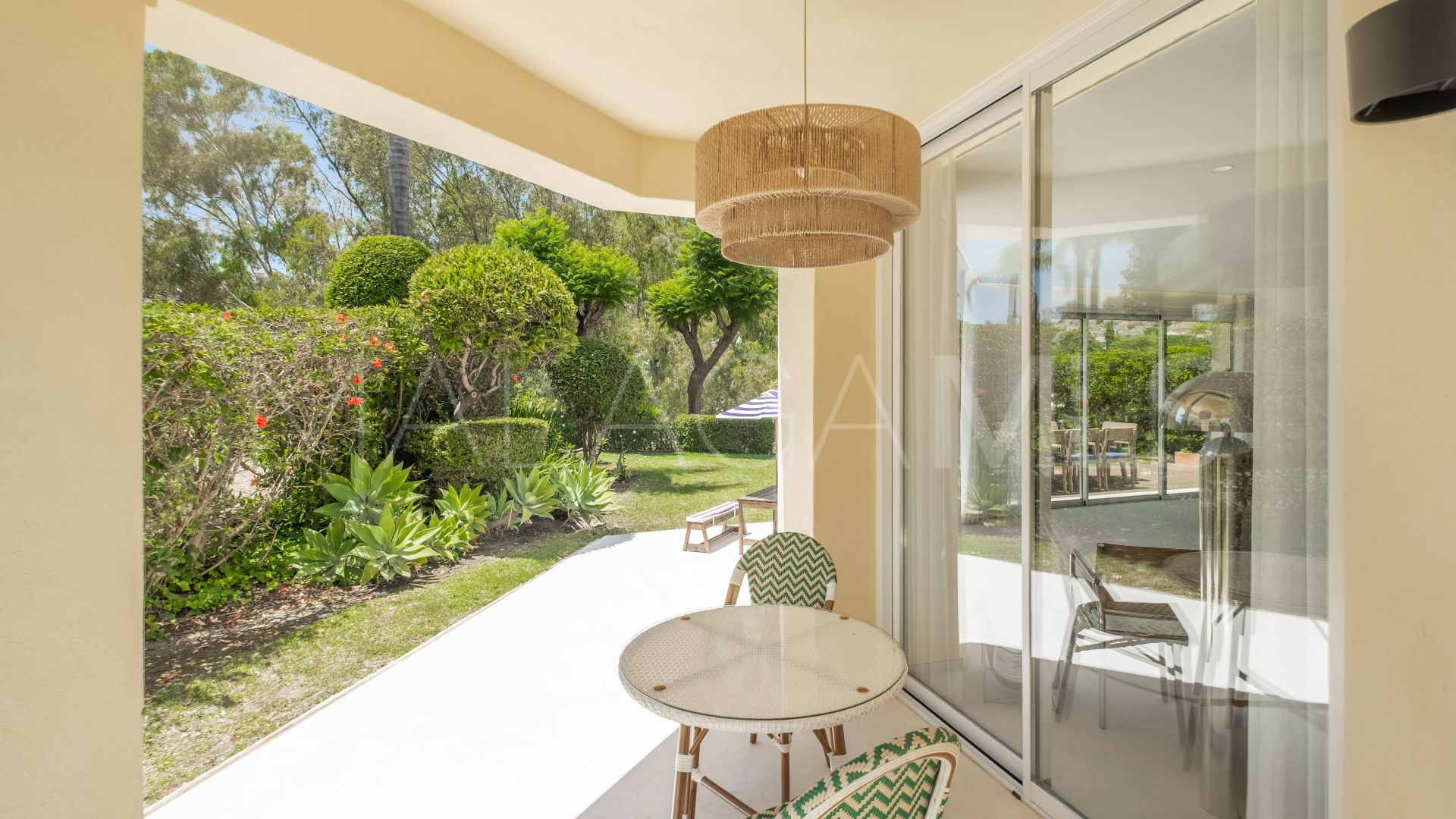 Semi detached villa for sale in La Quinta with 4 bedrooms
