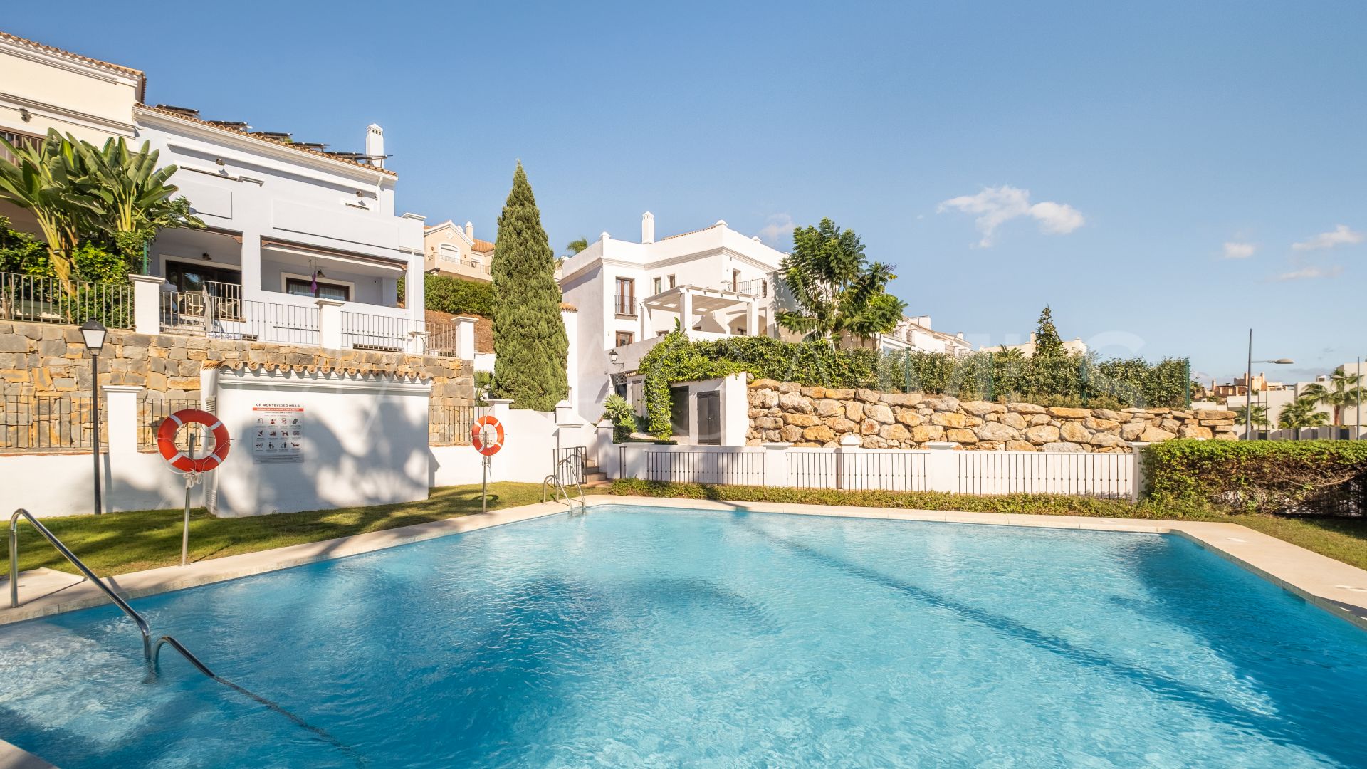 Maison jumelée for sale in El Paraiso