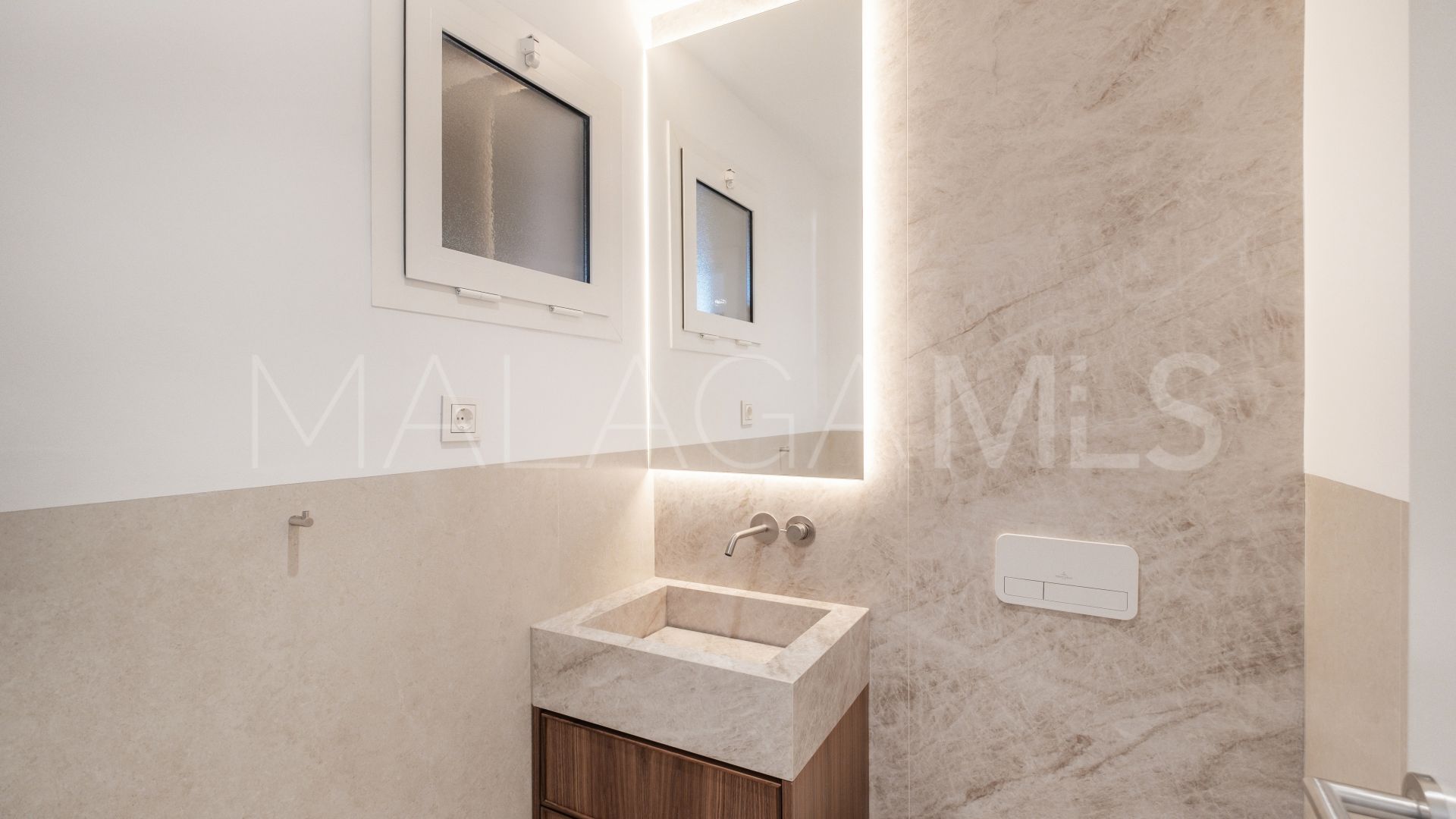 Maison de ville for sale in Altos de Puente Romano