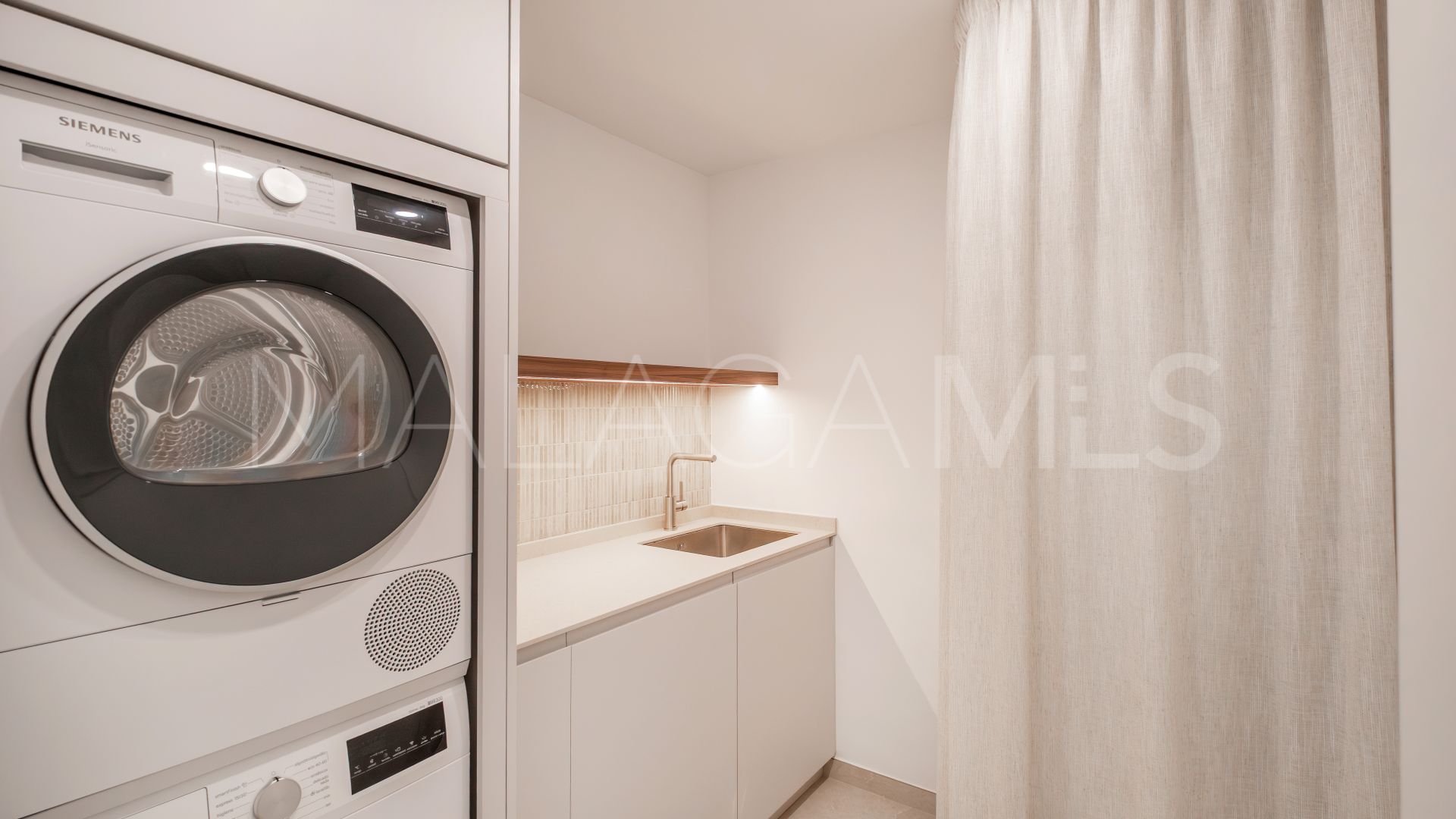 Maison de ville for sale in Altos de Puente Romano