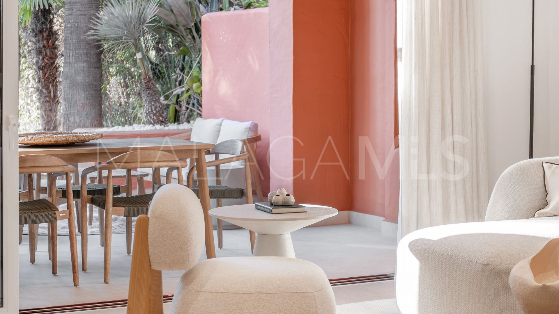 For sale town house in Altos de Puente Romano