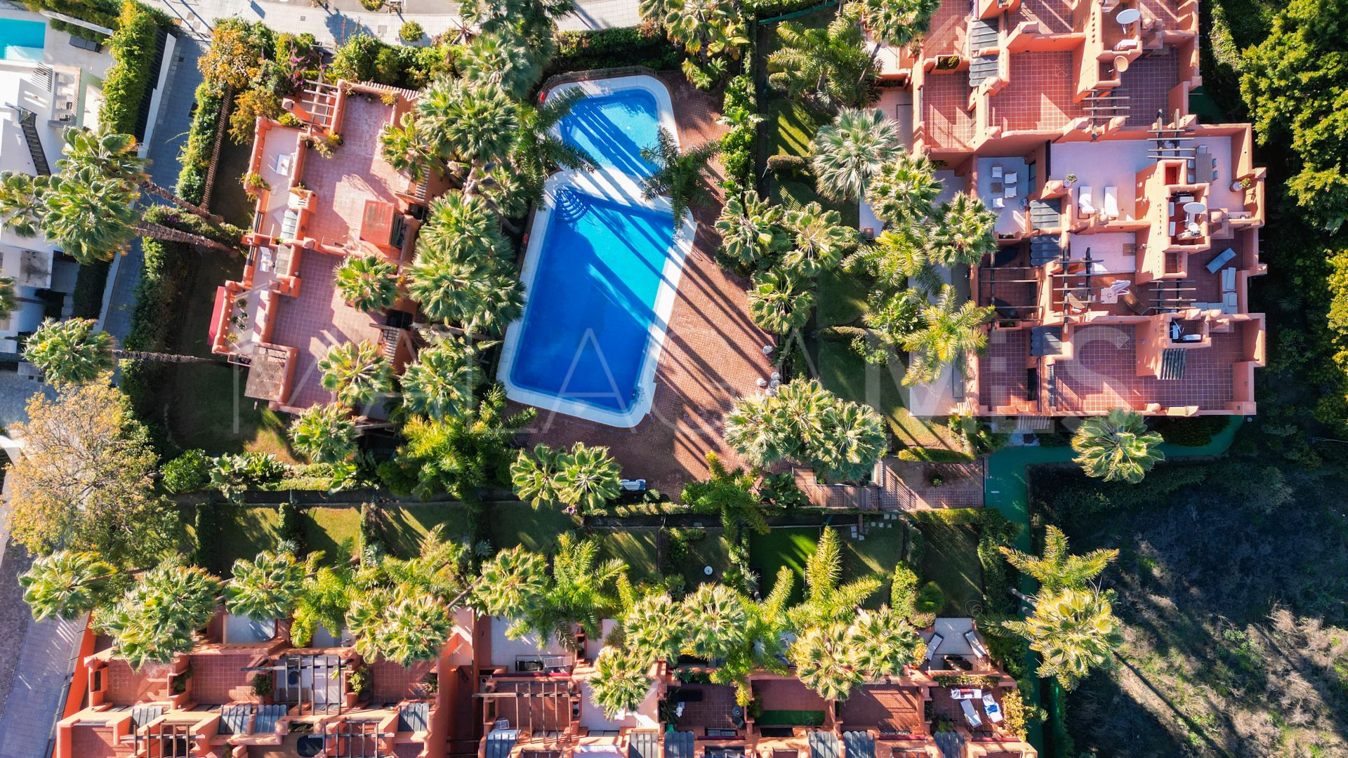 Radhus for sale in Altos de Puente Romano