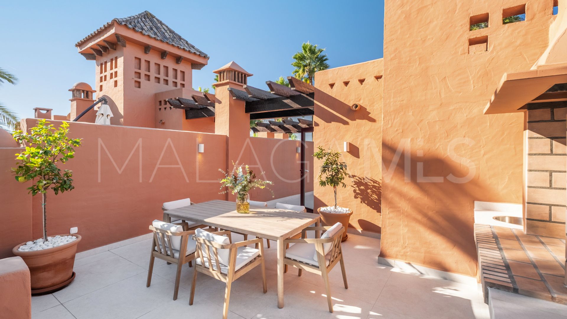 Radhus for sale in Altos de Puente Romano