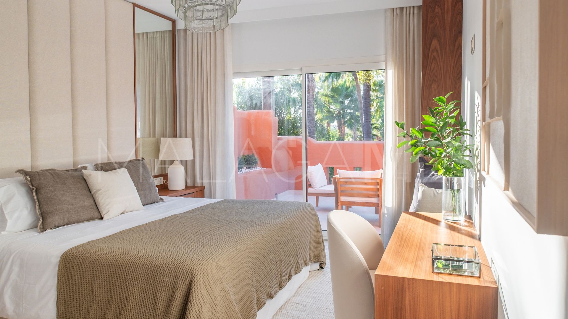 Radhus for sale in Altos de Puente Romano