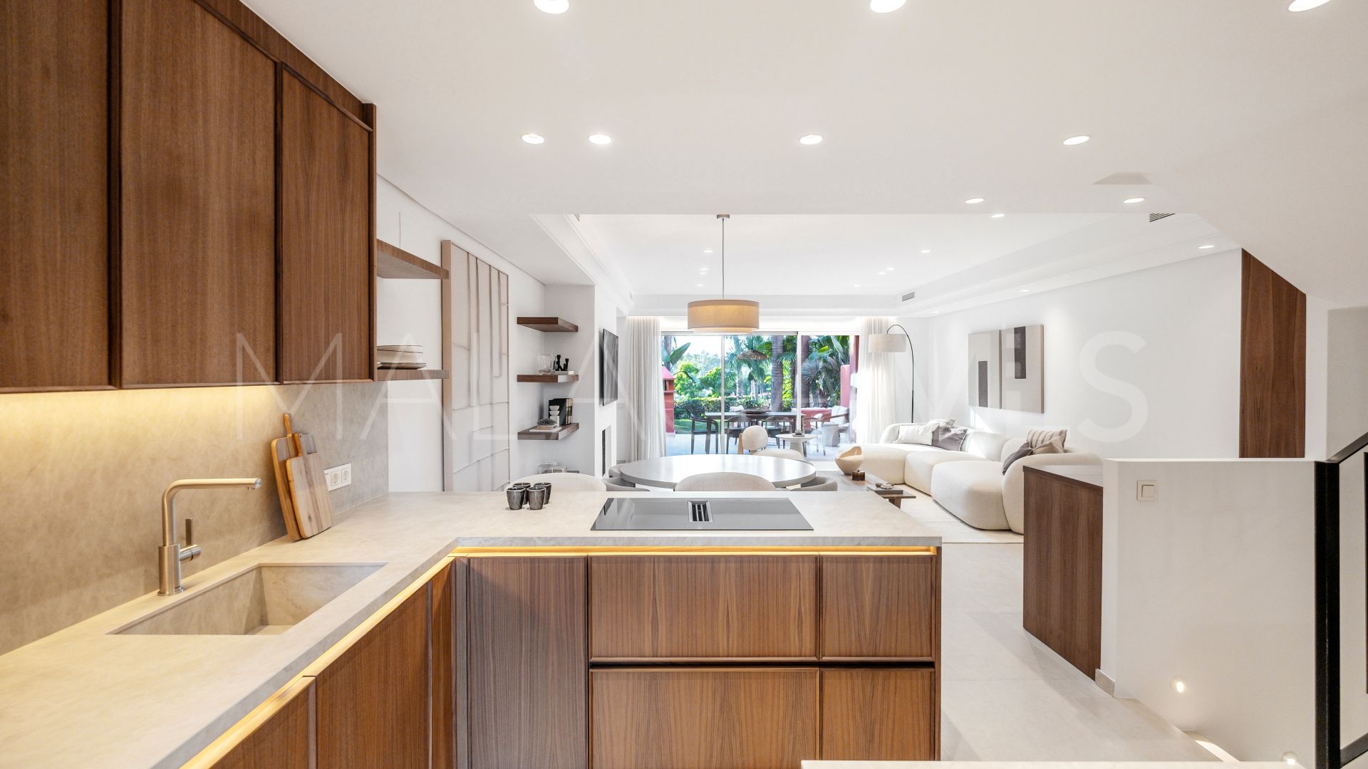 Radhus for sale in Altos de Puente Romano