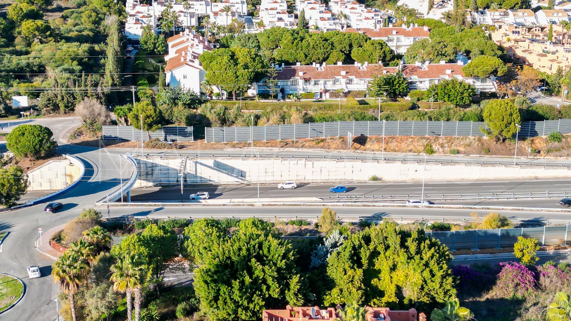 Radhus for sale in Altos de Puente Romano