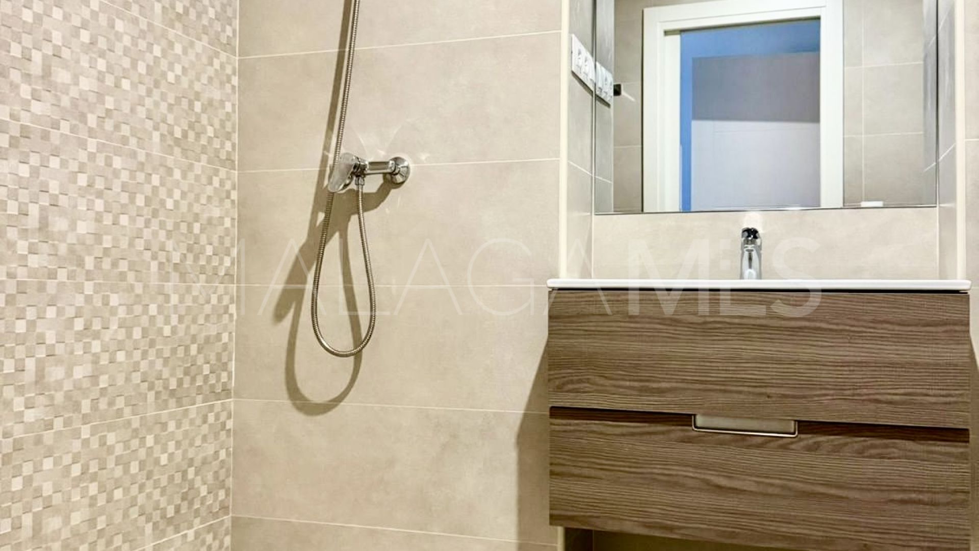 Se vende apartamento in Nueva Andalucia de 3 bedrooms