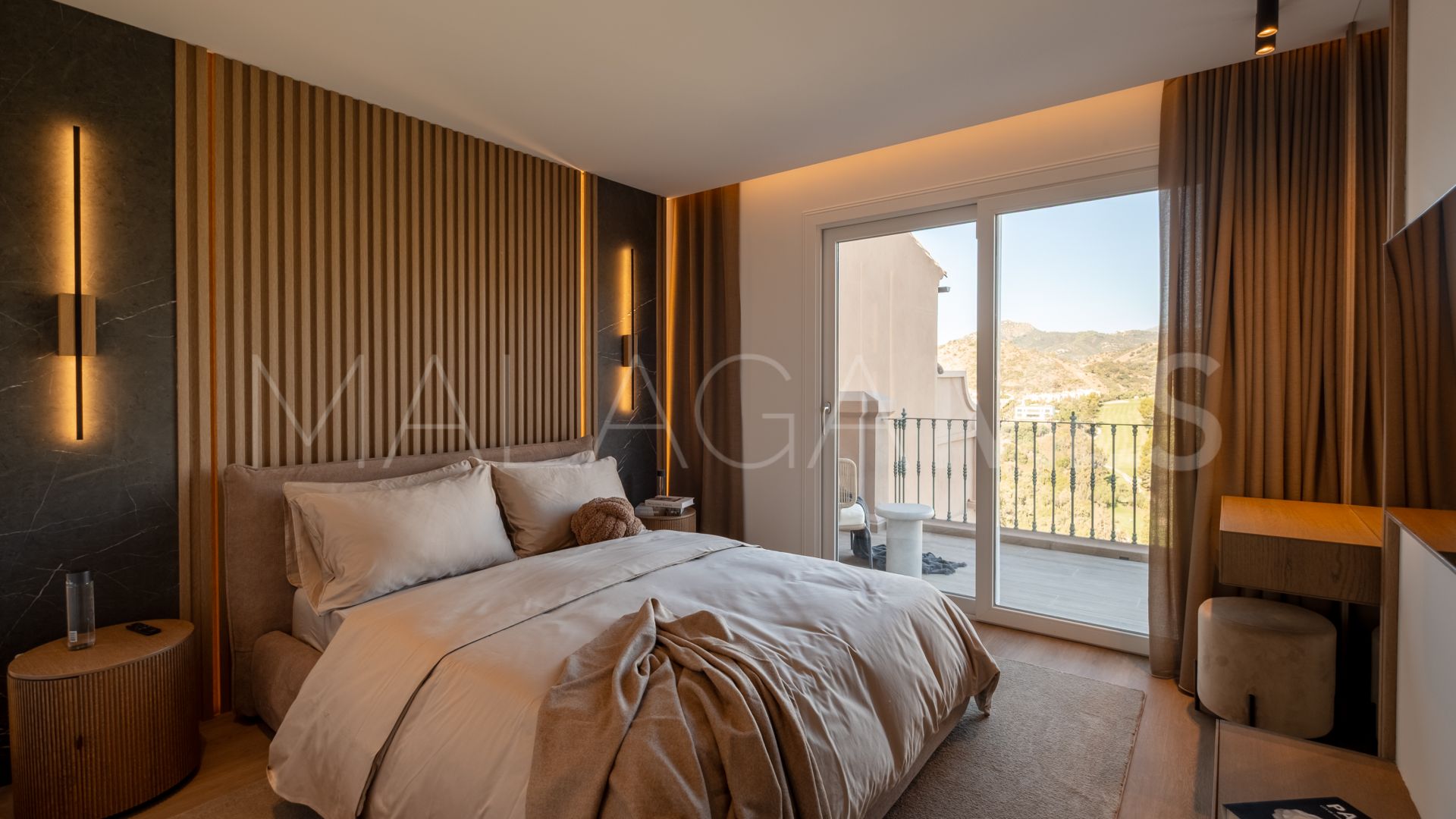 Radhus for sale in Monte Halcones