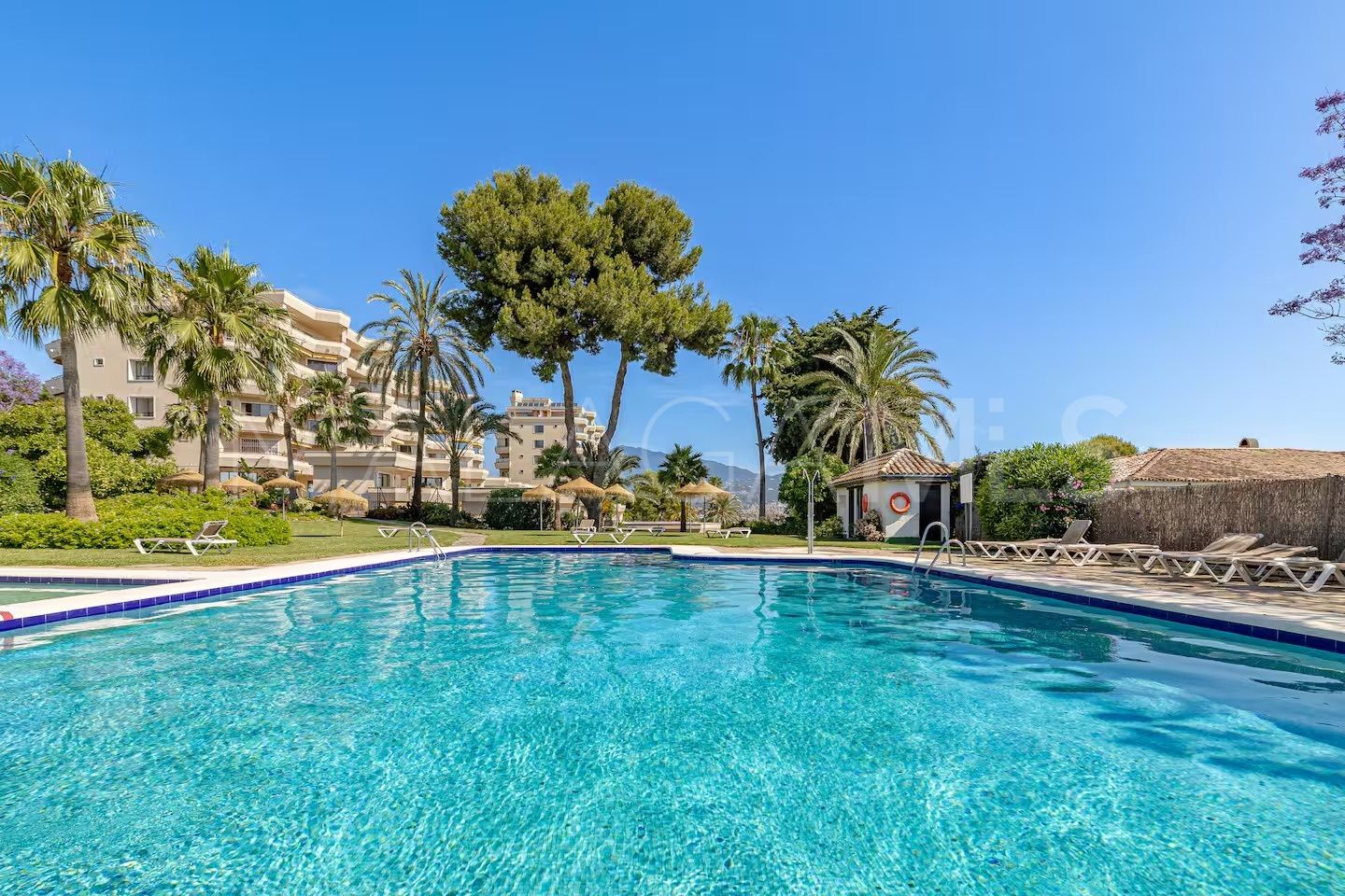 Atalaya Golf 1 bedroom apartment for sale