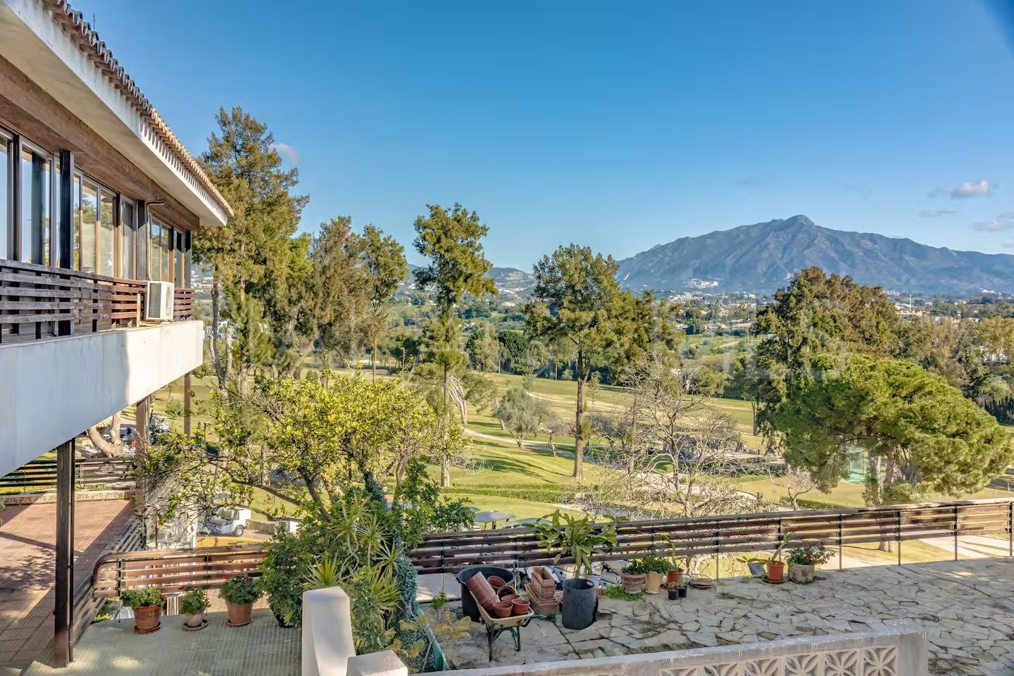 Atalaya Golf 1 bedroom apartment for sale