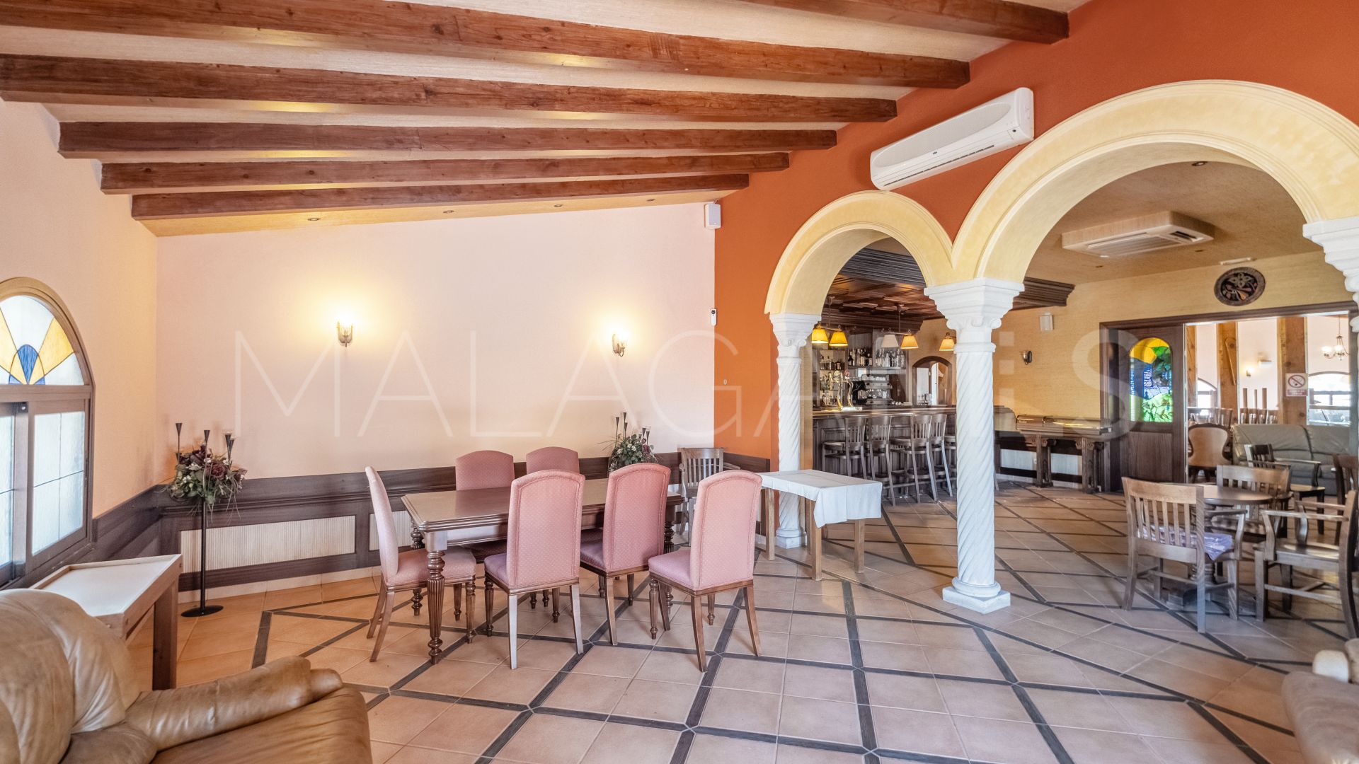 Restaurant for sale in Costalita