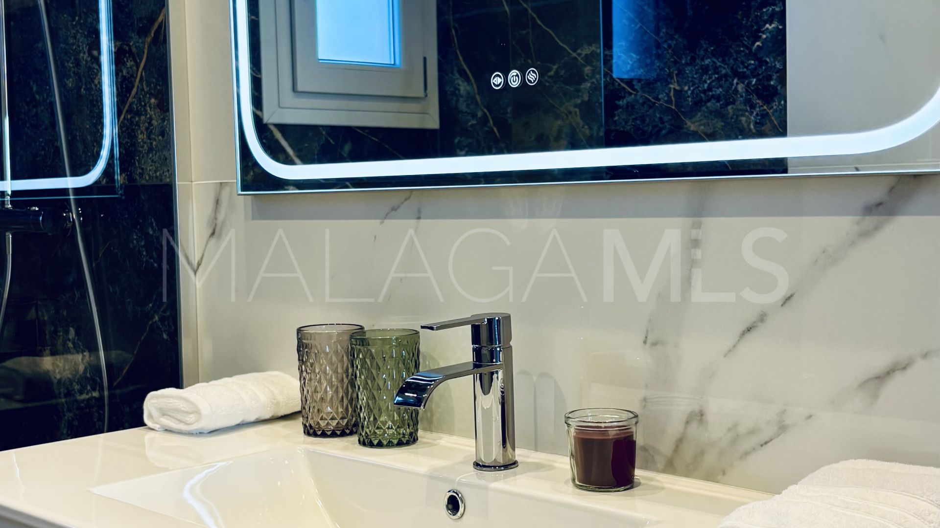 Apartment for sale in Marbella East