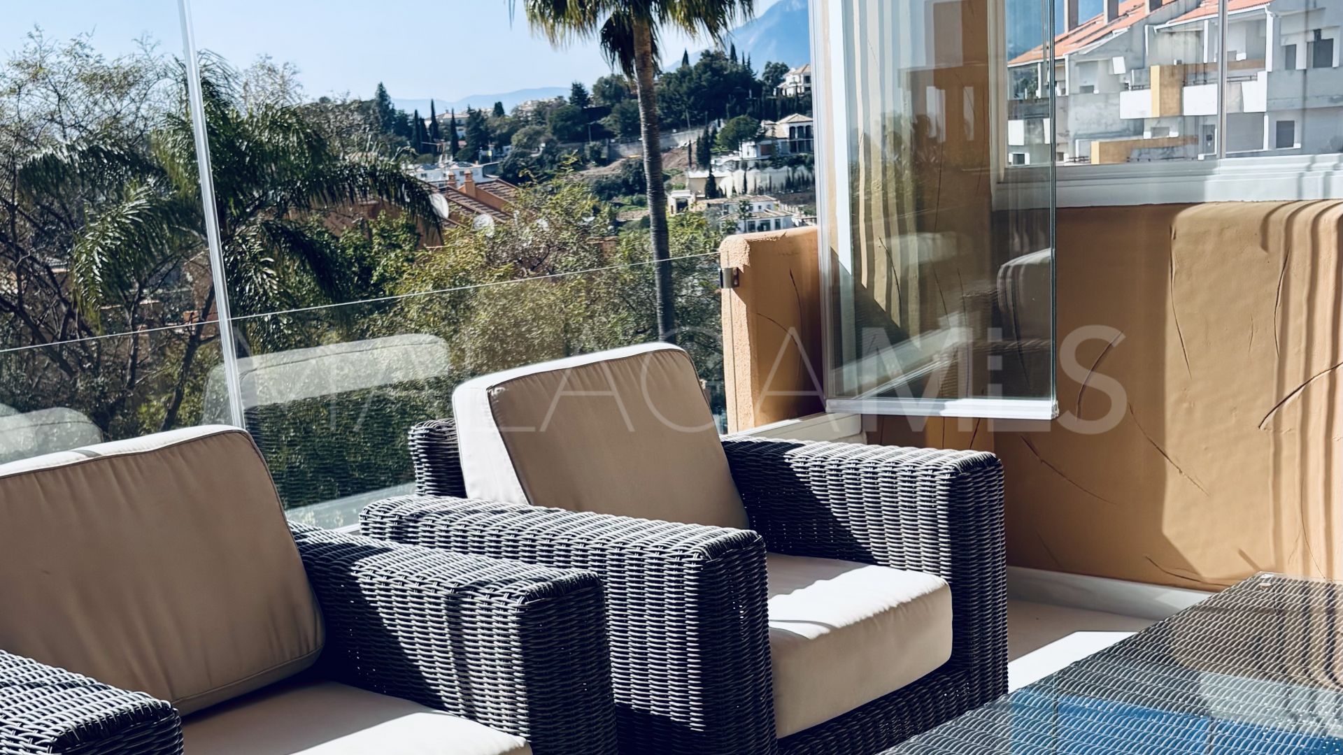 Apartment for sale in Marbella East