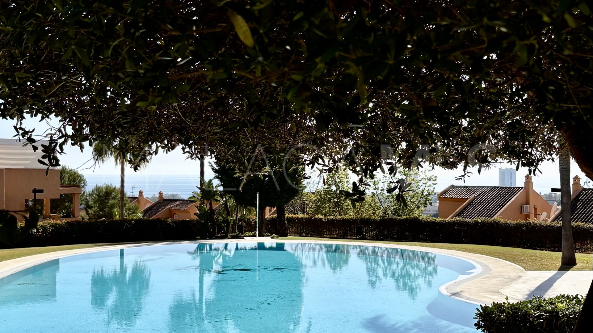 Apartment for sale in Marbella East