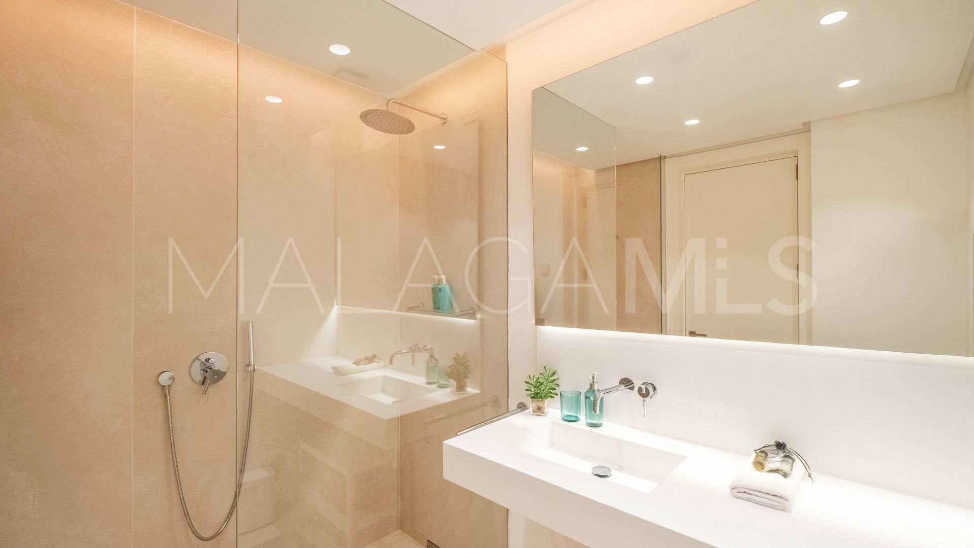 Apartment in Palo Alto for sale