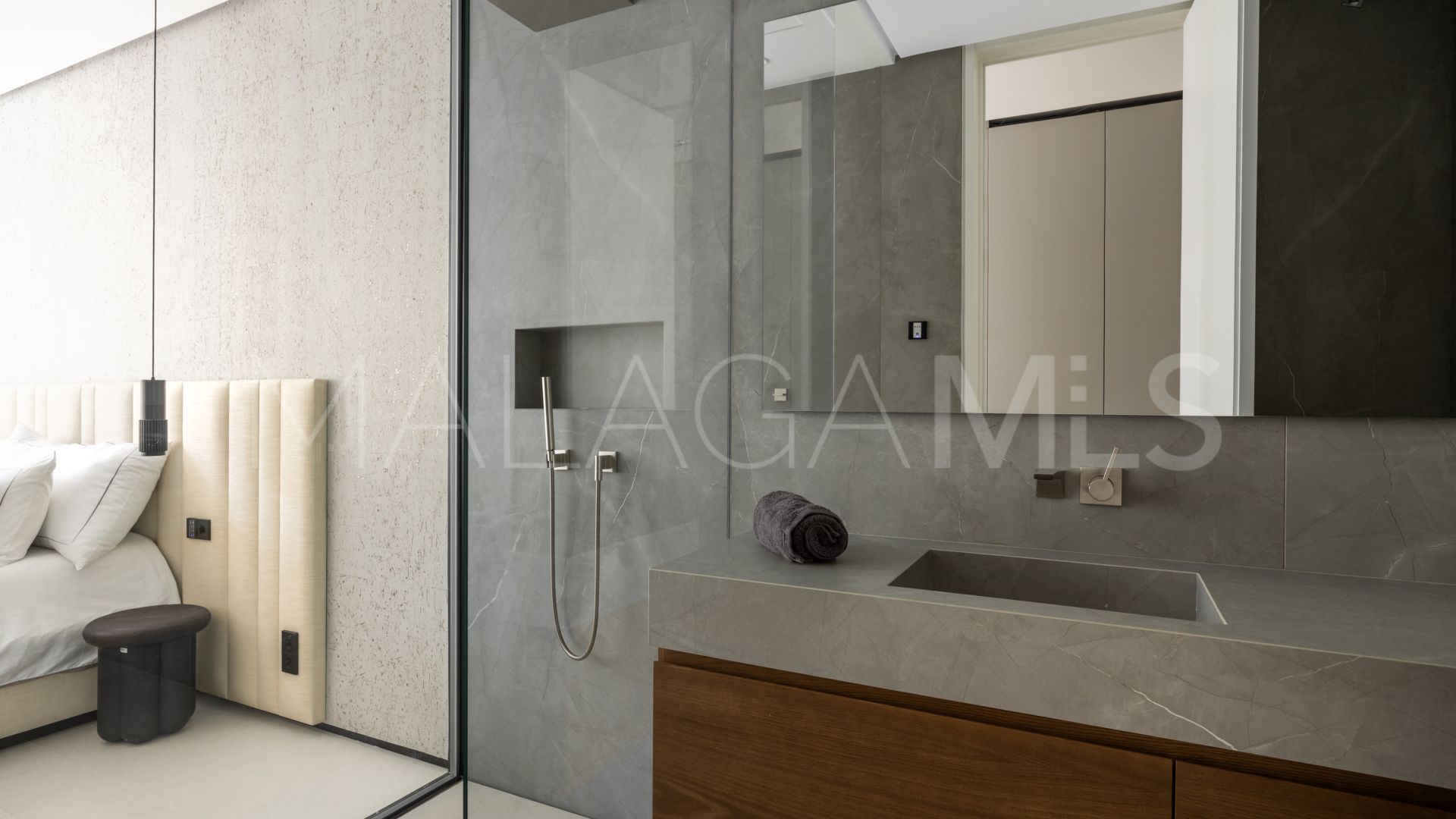 Villa for sale in El Madroñal