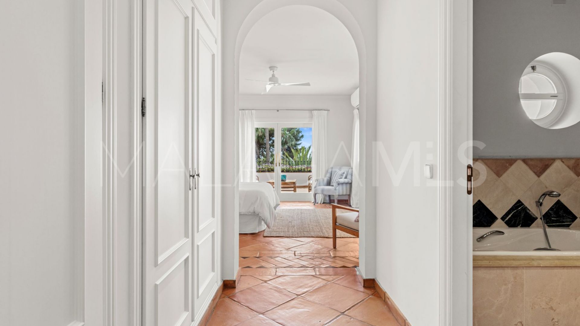 Villa for sale in Golden Mile