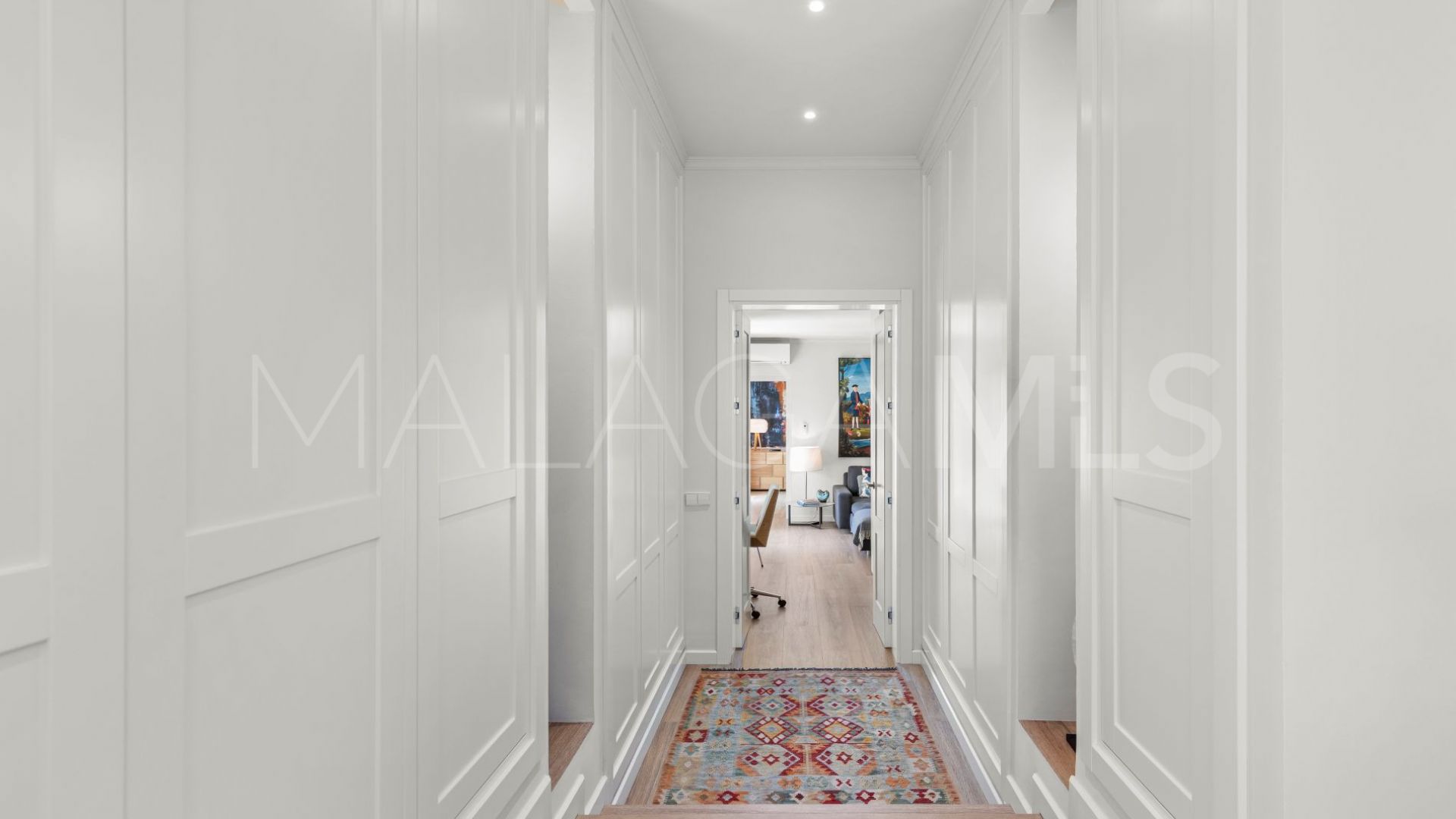 Villa for sale in Golden Mile