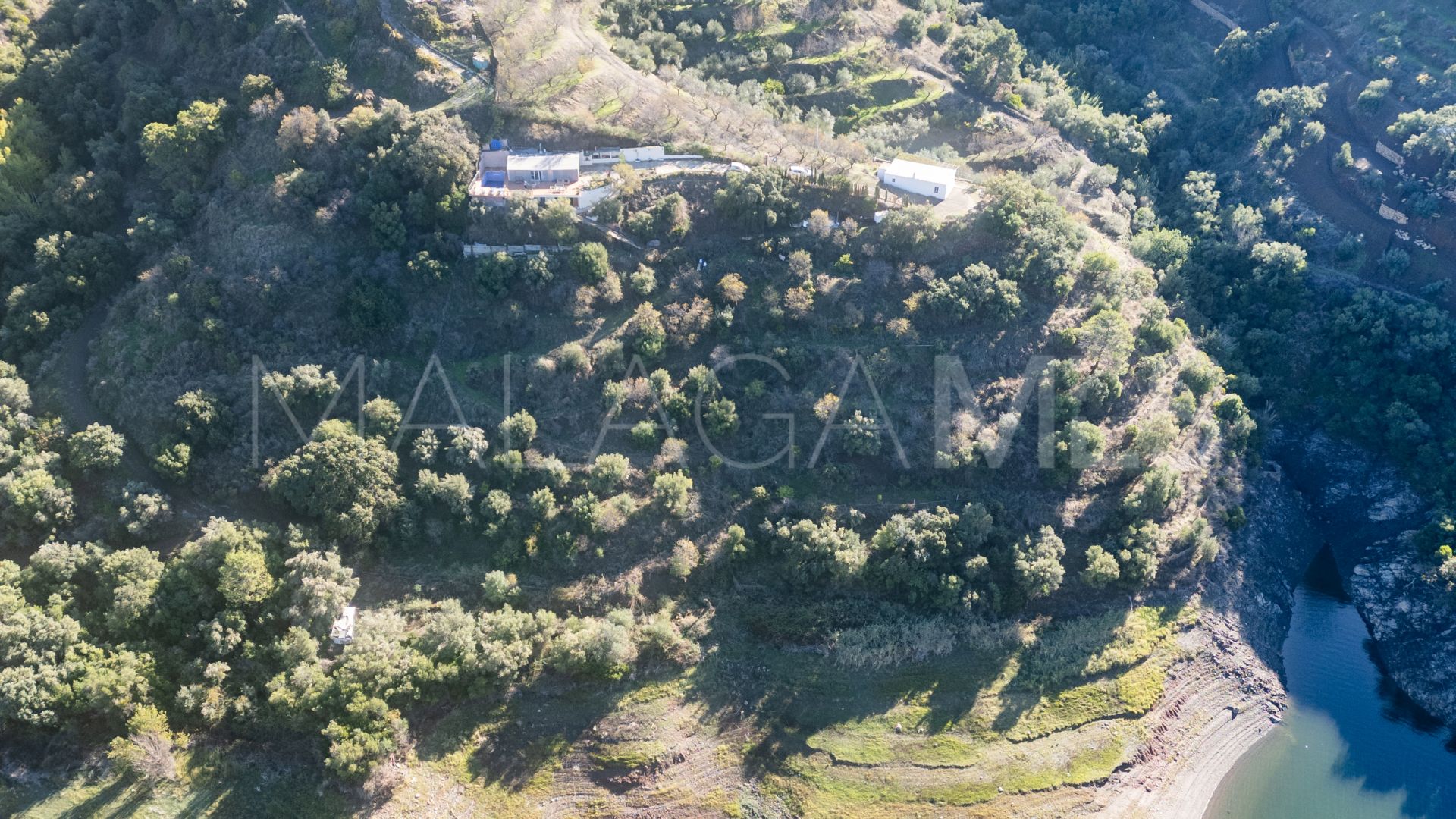 Finca for sale in Istan