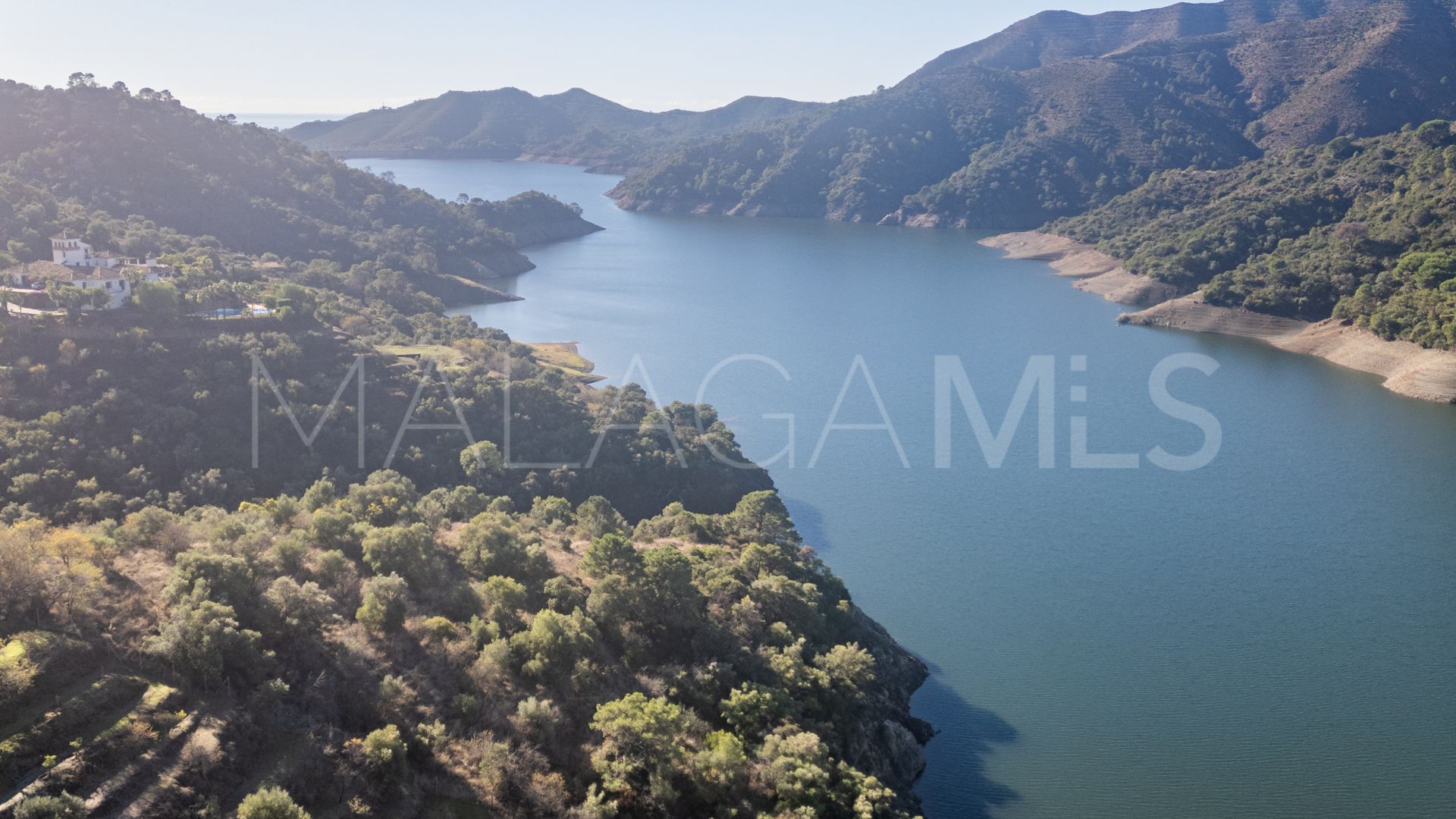 Finca for sale in Istan