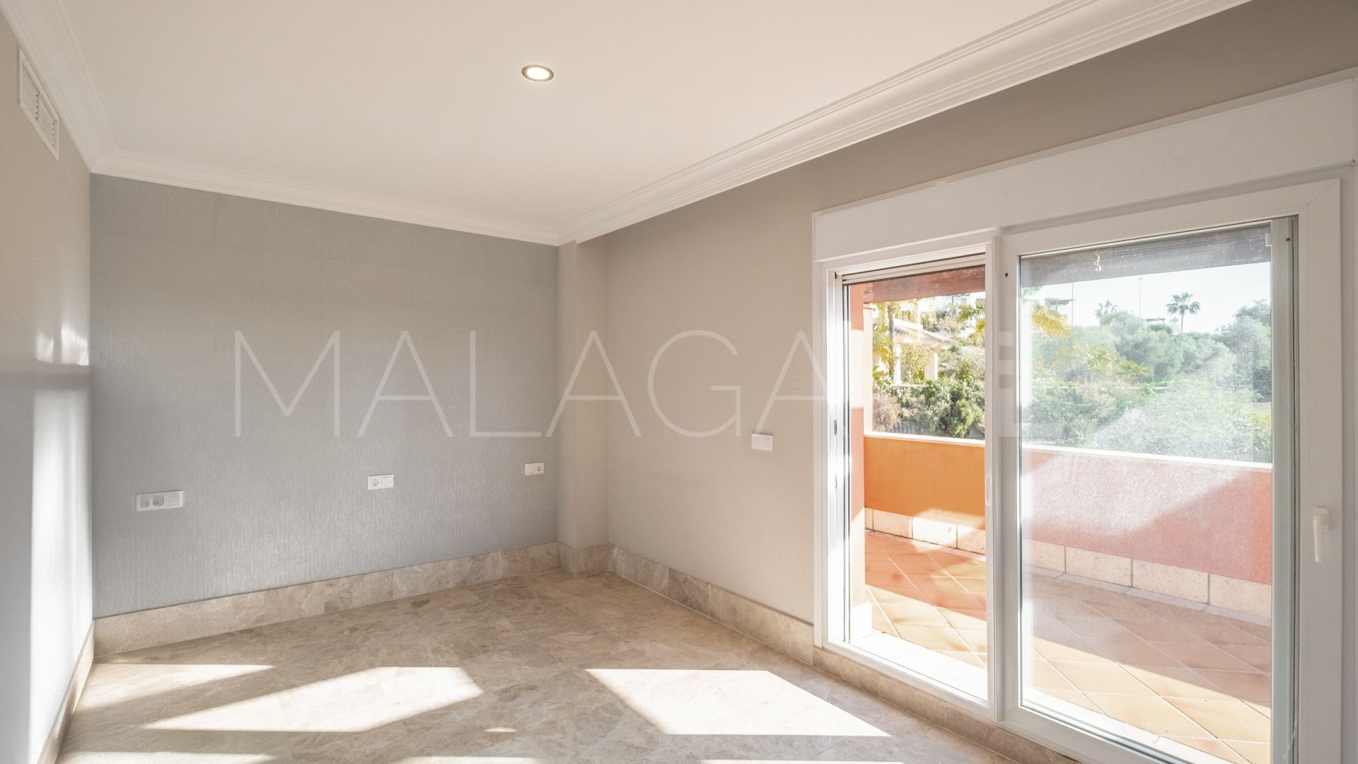 Villa for sale in Santa Clara