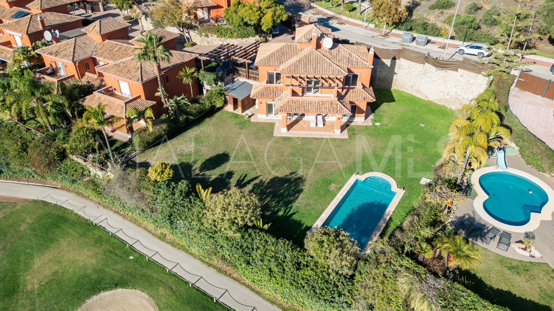 Villa for sale in Santa Clara