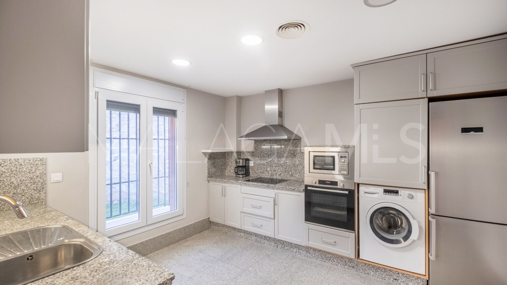 Villa for sale in Santa Clara