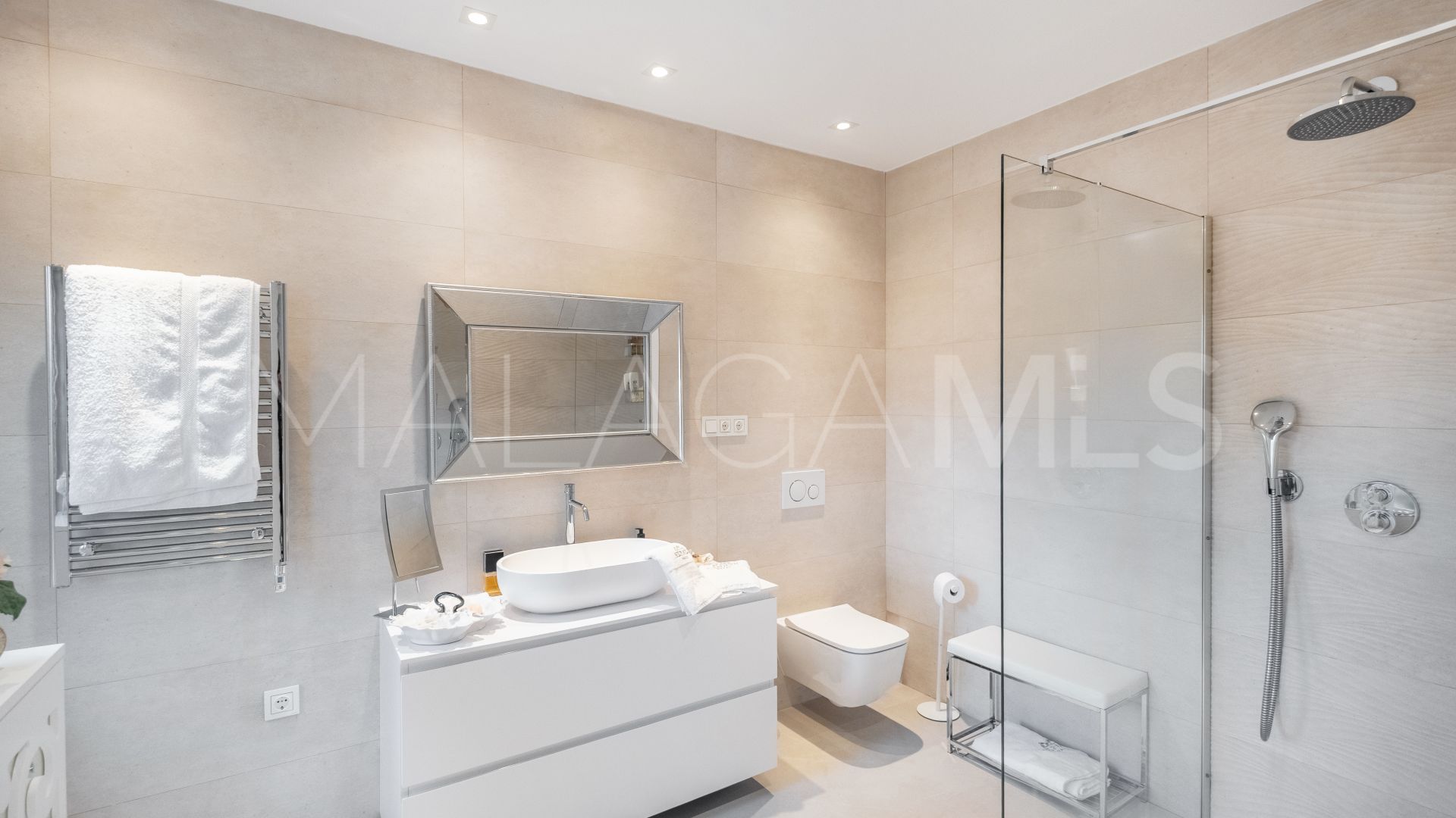 Appartement rez de chaussée for sale in Bahia de Banus